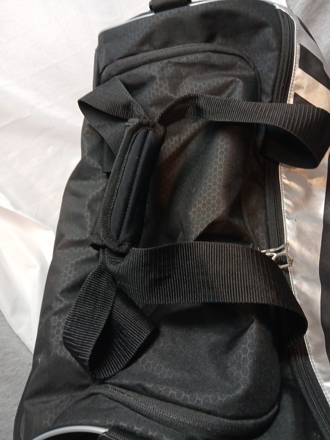 2016 Large Black Adidas Duffle Bag Gym Sports Travel Duffle 24″x12″x12″ EUC Team