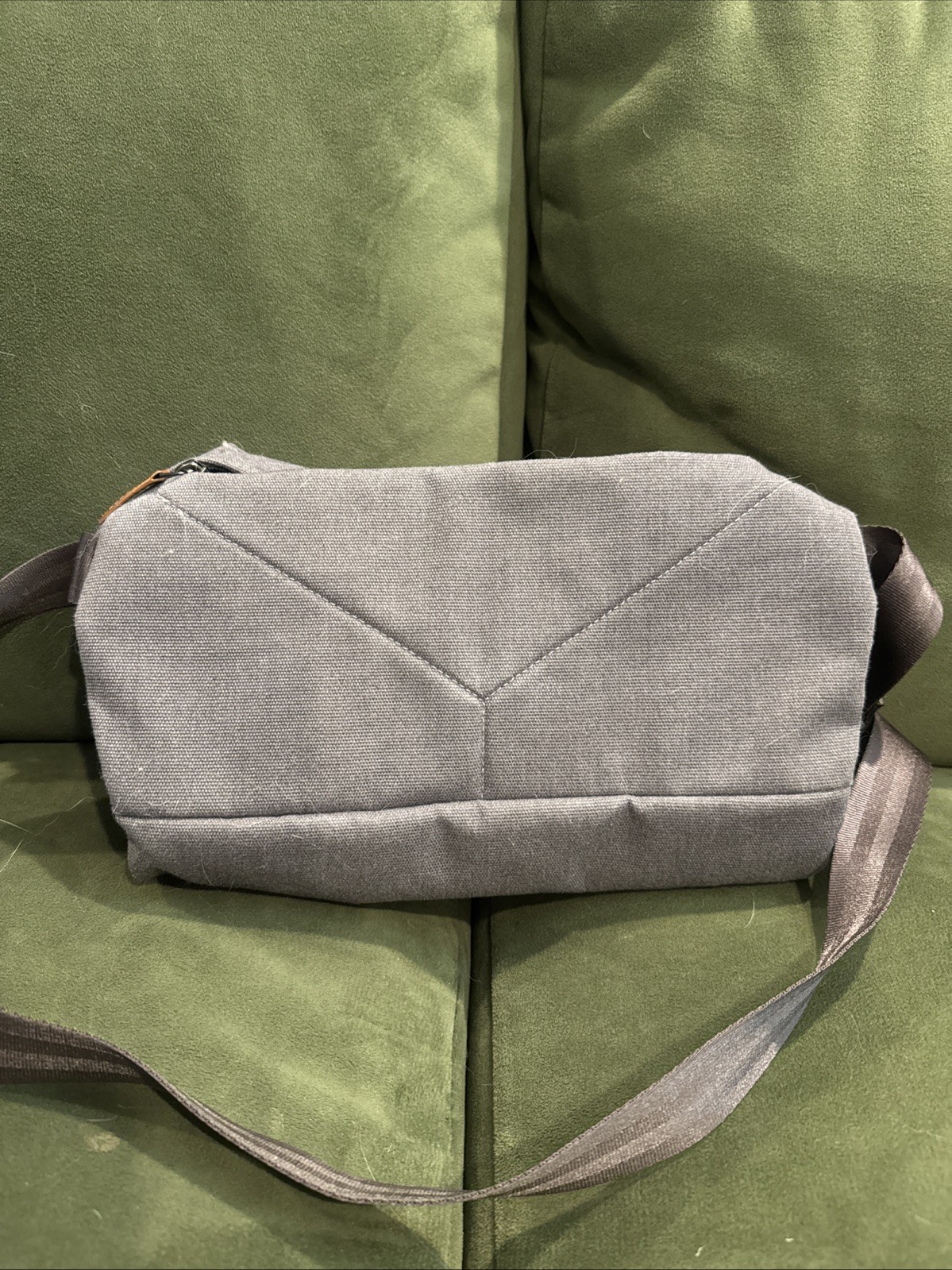 Bellroy Sling Crossbody Bag Mid Grey