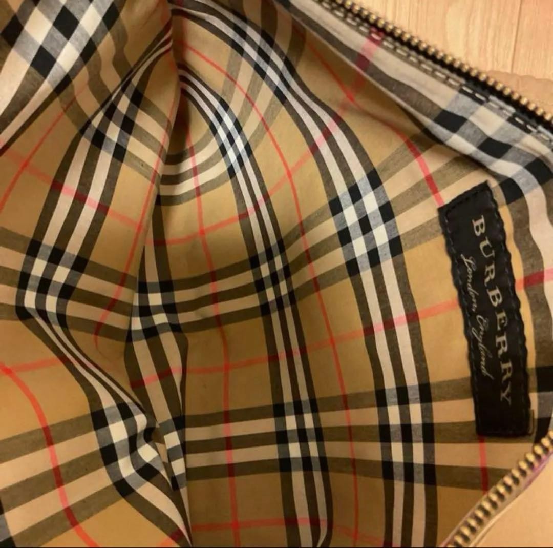 Authentic Burberry Rainbow Clutch Bag 28cm Leather Men’s Fashion Signed Damage