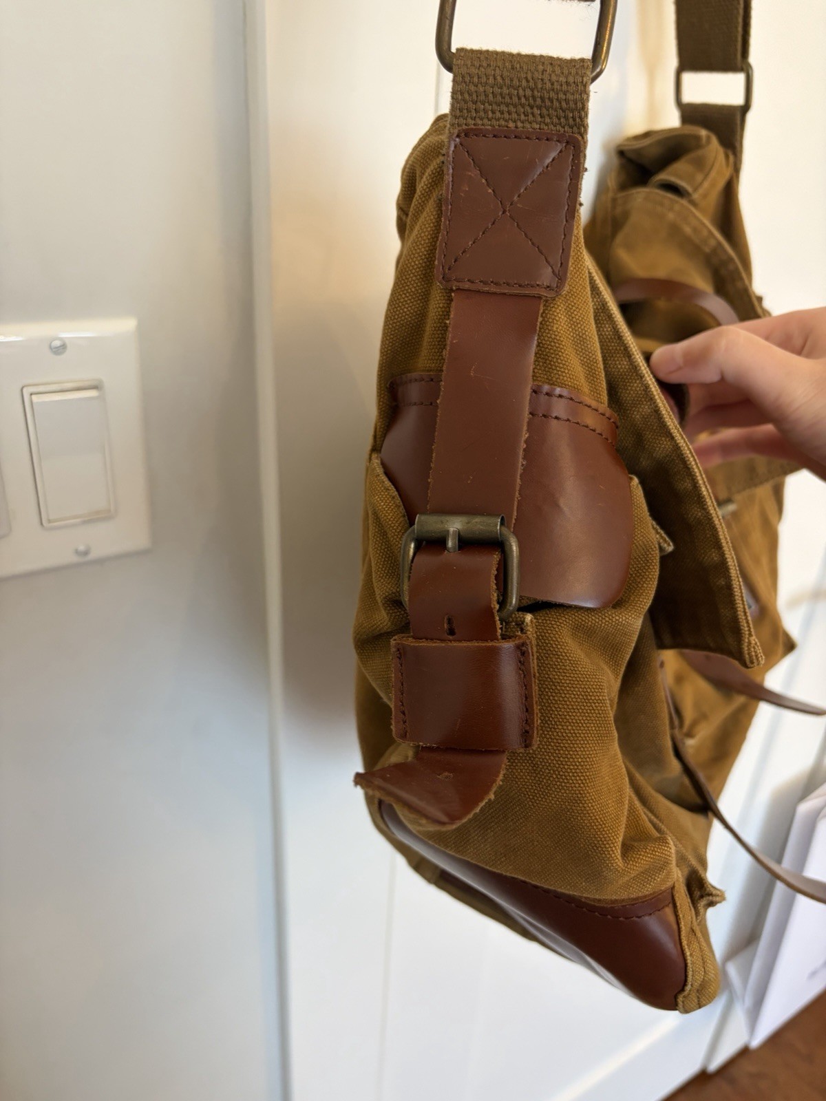 Belstaff Brown Messenger Bag Buckle Flap Zip Snap Crossbody Strap Pockets