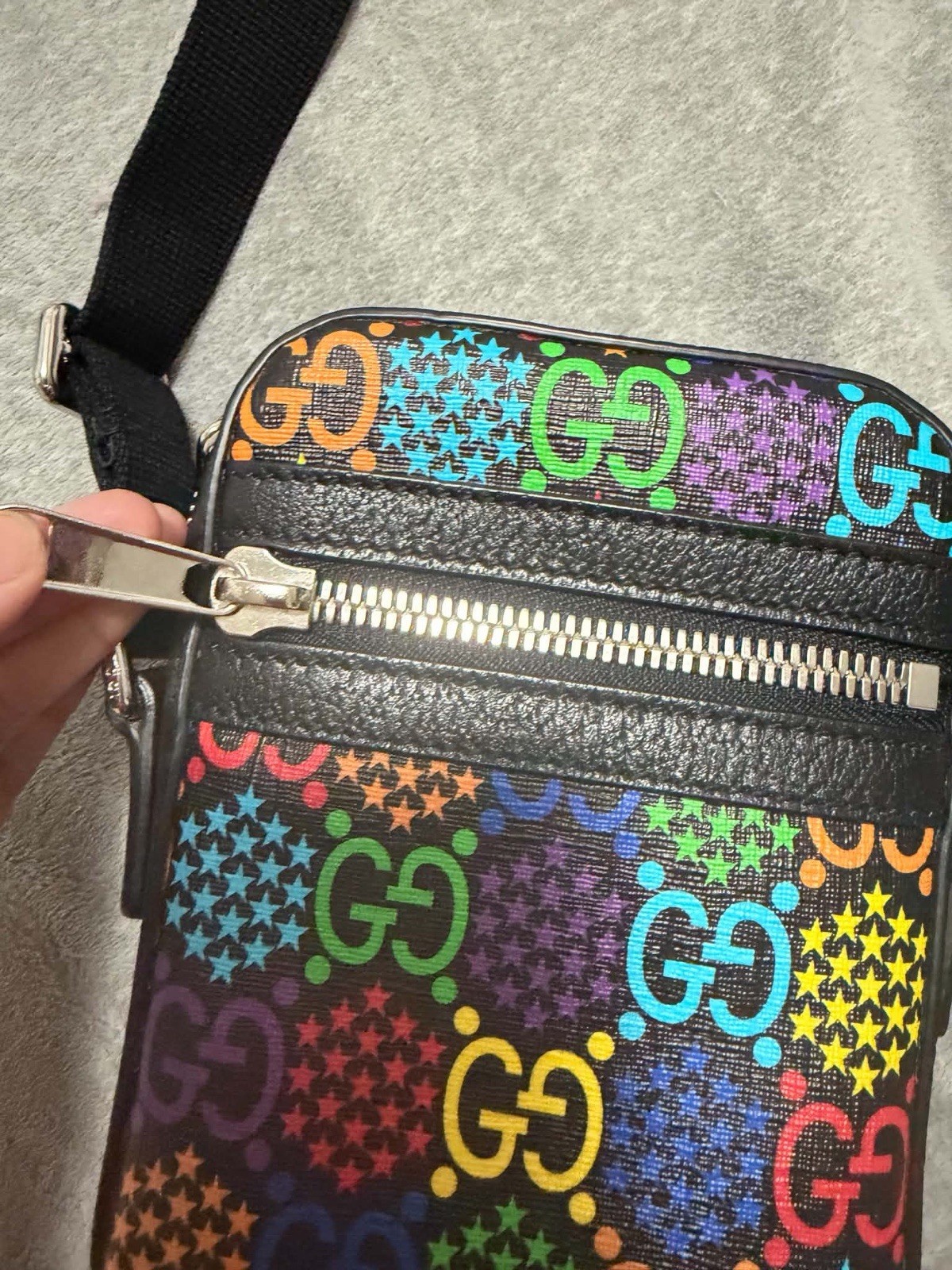 Gucci GG Supreme Psychedelic Coated Canvas Crossbody Messengr Purse Bag Auth