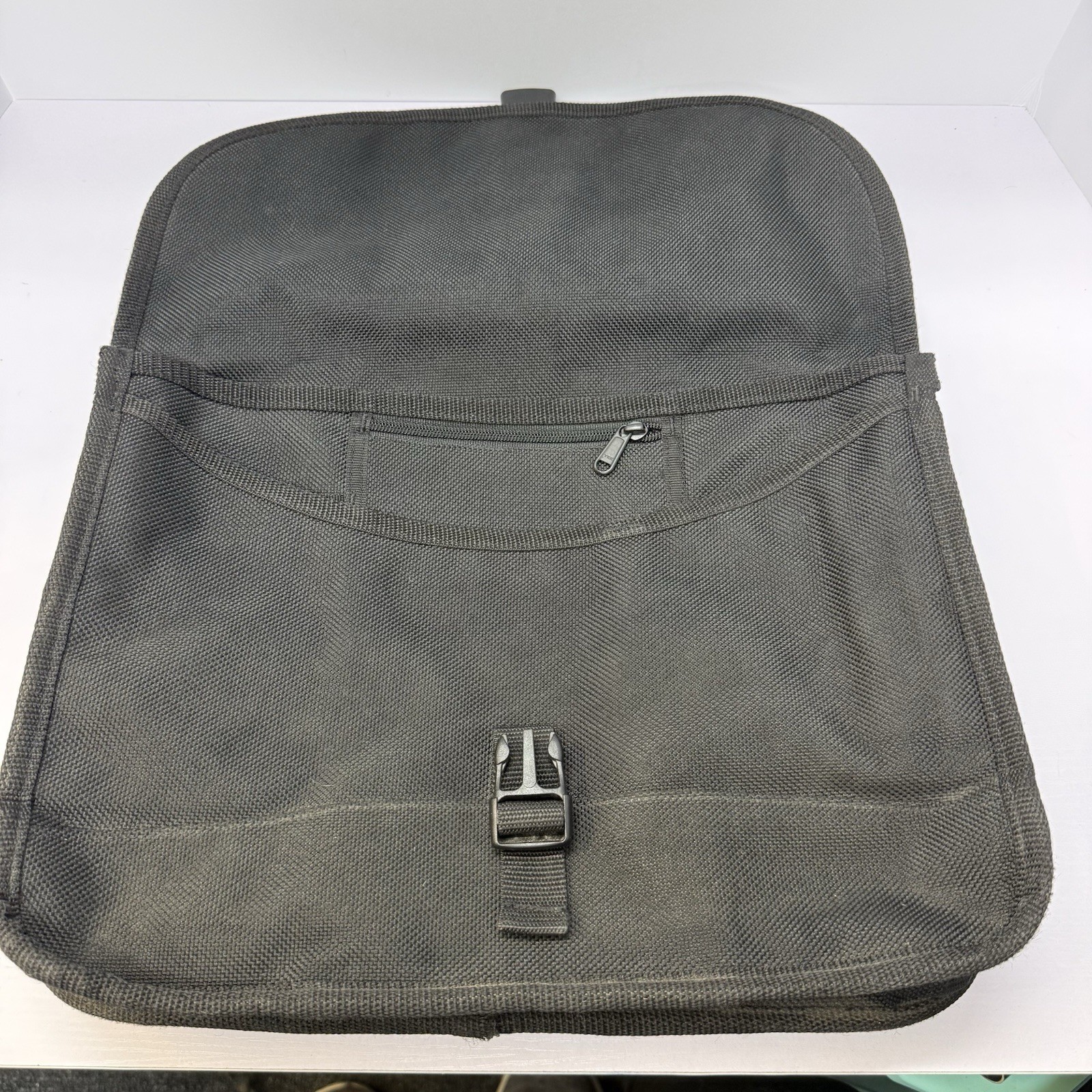 Duluth Trading Co Black Briefcase Laptop Bag Multi-Pocket Work Messenger Case