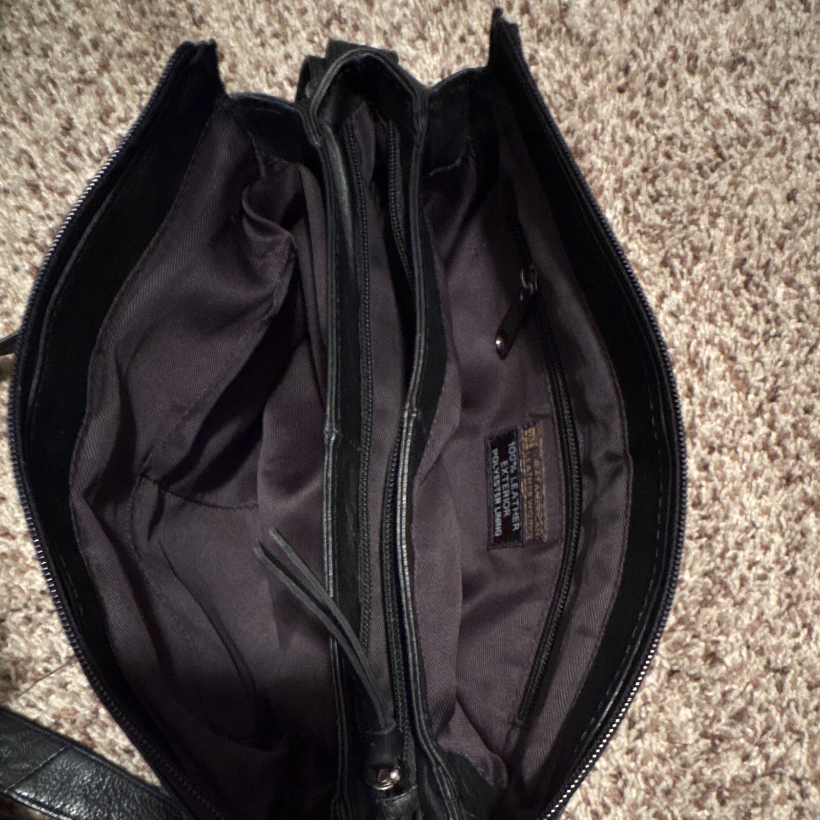 Great American Leather Works Black Crossbody Bag Zip Closure