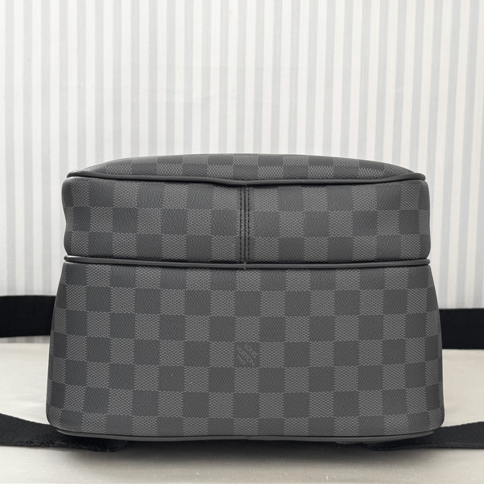 LOUIS VUITTON Michael Backpack N58024 Damier Graphite Canvas Men’s Bag BA3156