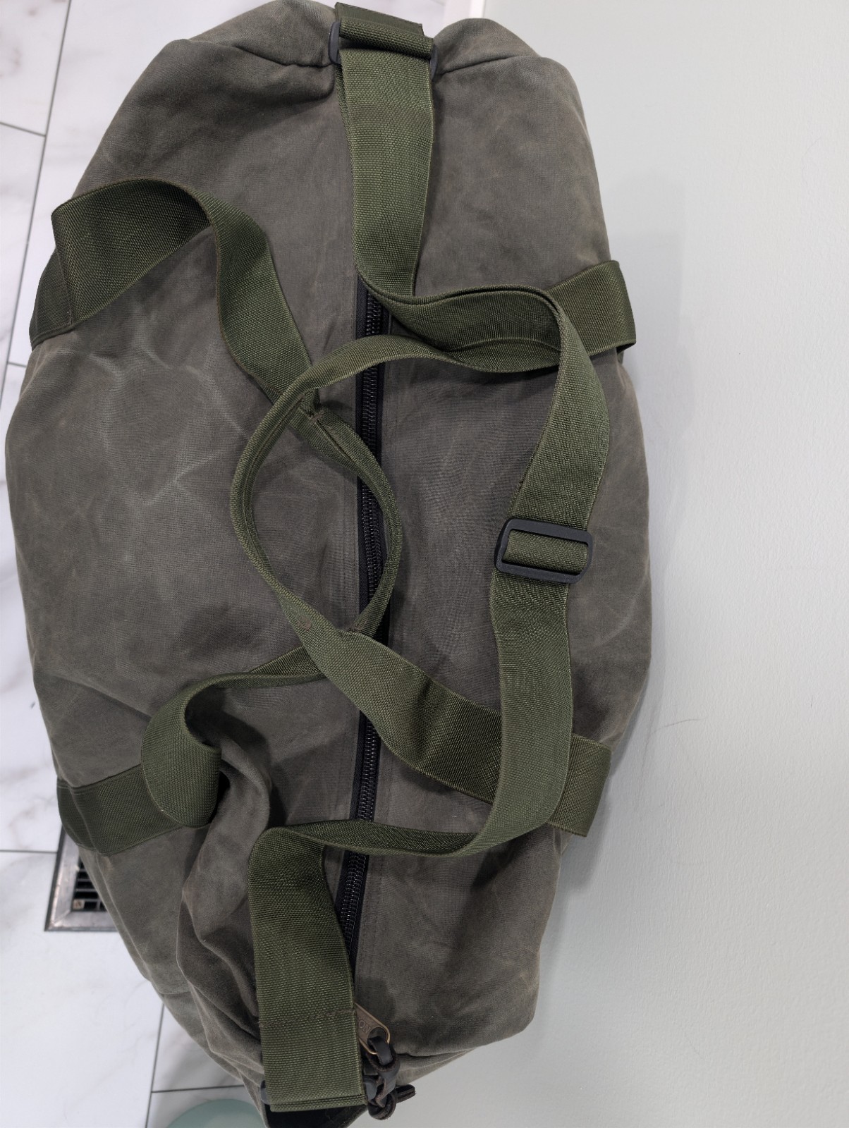 Filson Field Medium Duffel Bag Spruce Green Tin Cloth Nylon Lined Made in USA