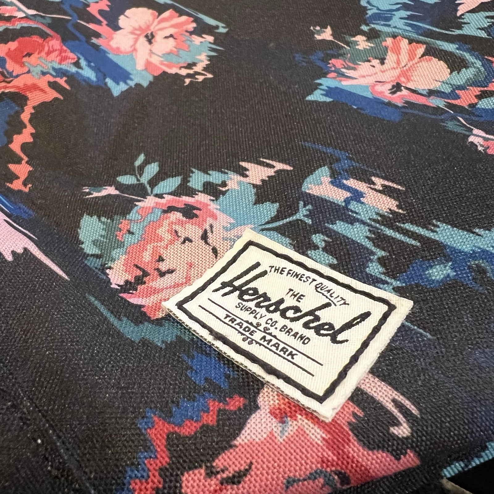 Herschel Supply Co. Hanson Backpack Bag Floral Multicolor 10214-01262 NEW