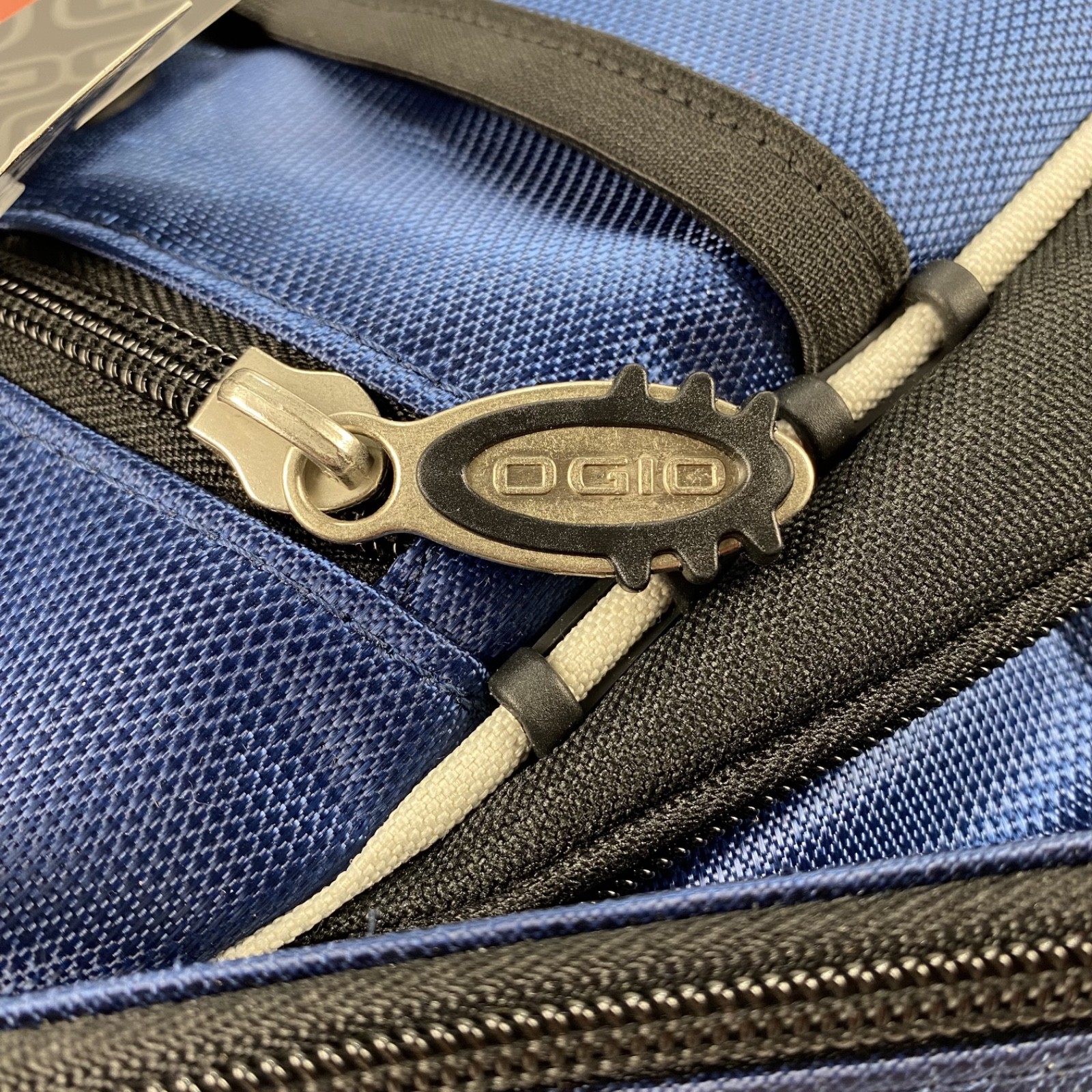 OGIO Carbon Backpack with Audio Pocket Blue Black NWT Embroidered Bryan Cave