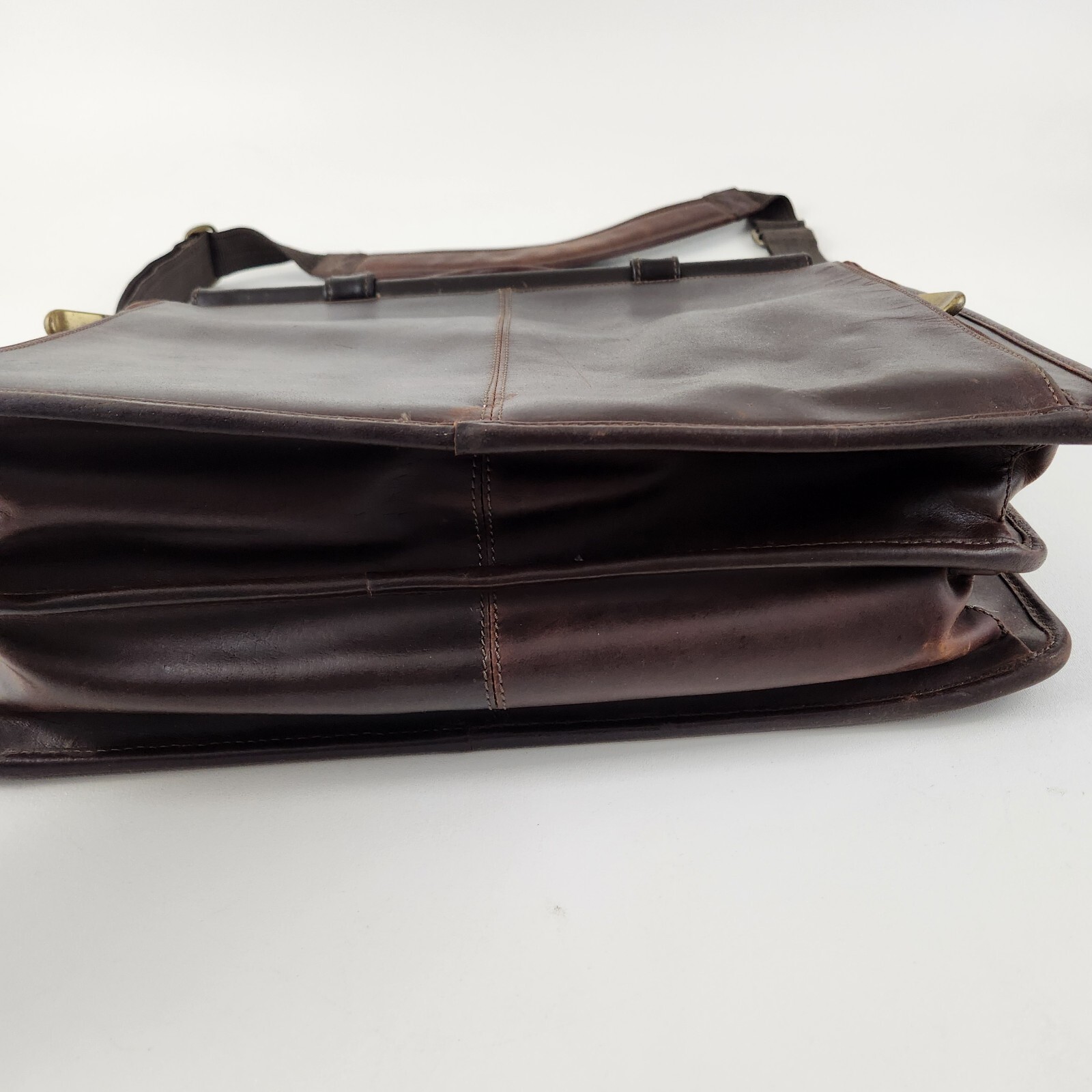 Wilsons Leather Pelle Studio Bag Briefcase Messenger Bag Computer Vintage Preppy