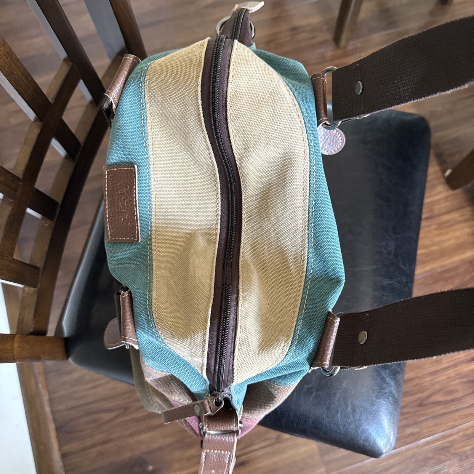 Canvas Natural Material Retro Messenger Tablet Travel Bag Manjianghong Unisex