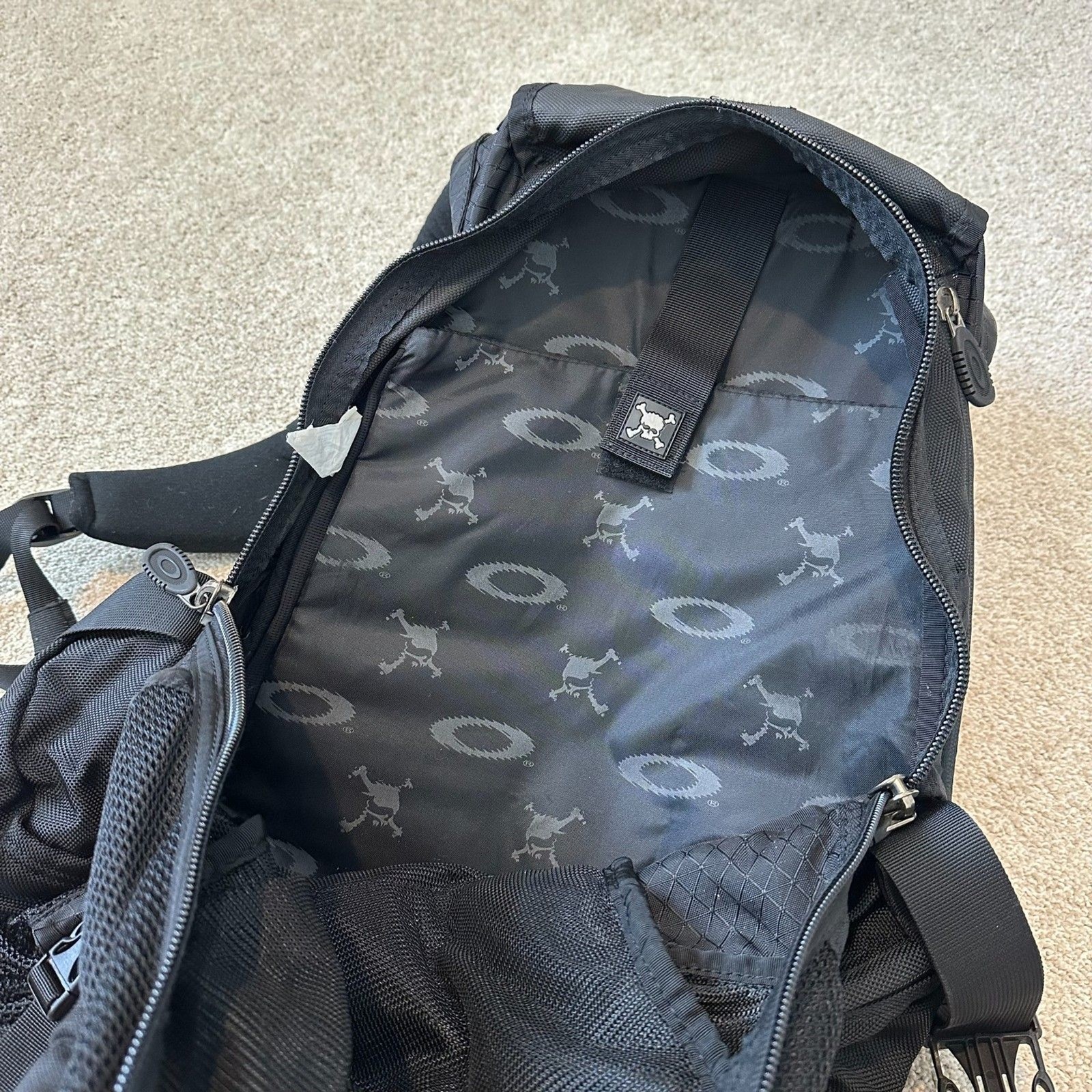 Oakley Icon Rc Backpack in Blackout