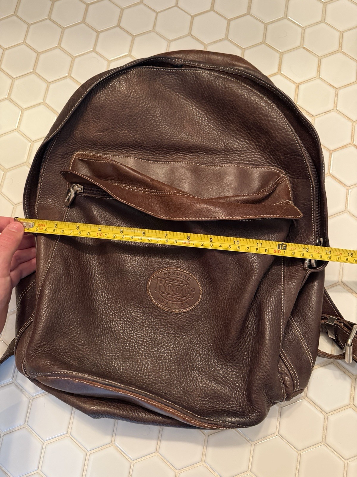 Roots Canada Vintage Brown Leather Backpack with Front Pocket Tribe Y2K