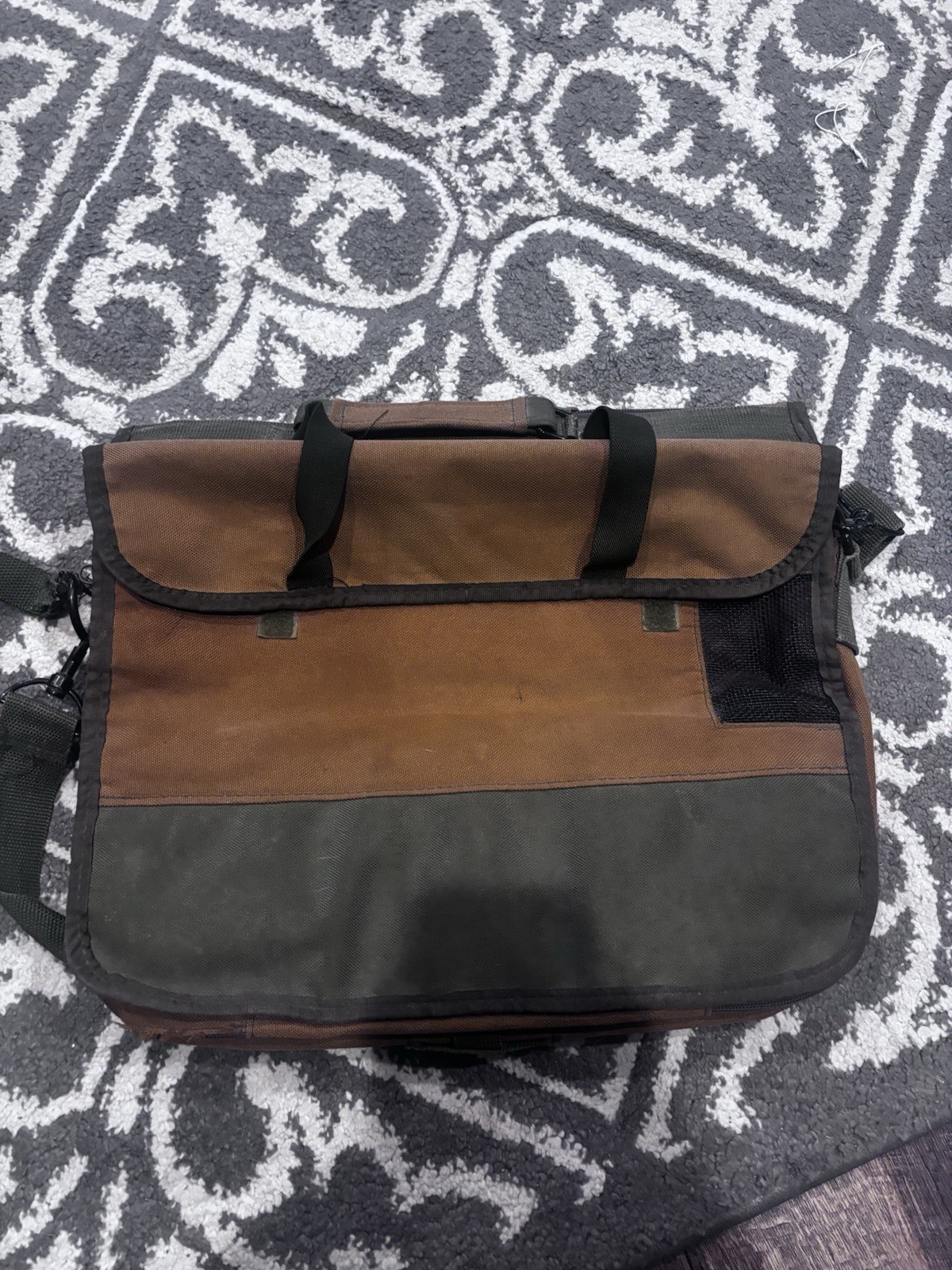 VTG Duck Wear Duck Canvas Contractor Laptop Messenger Crossbody Bag Brown Green