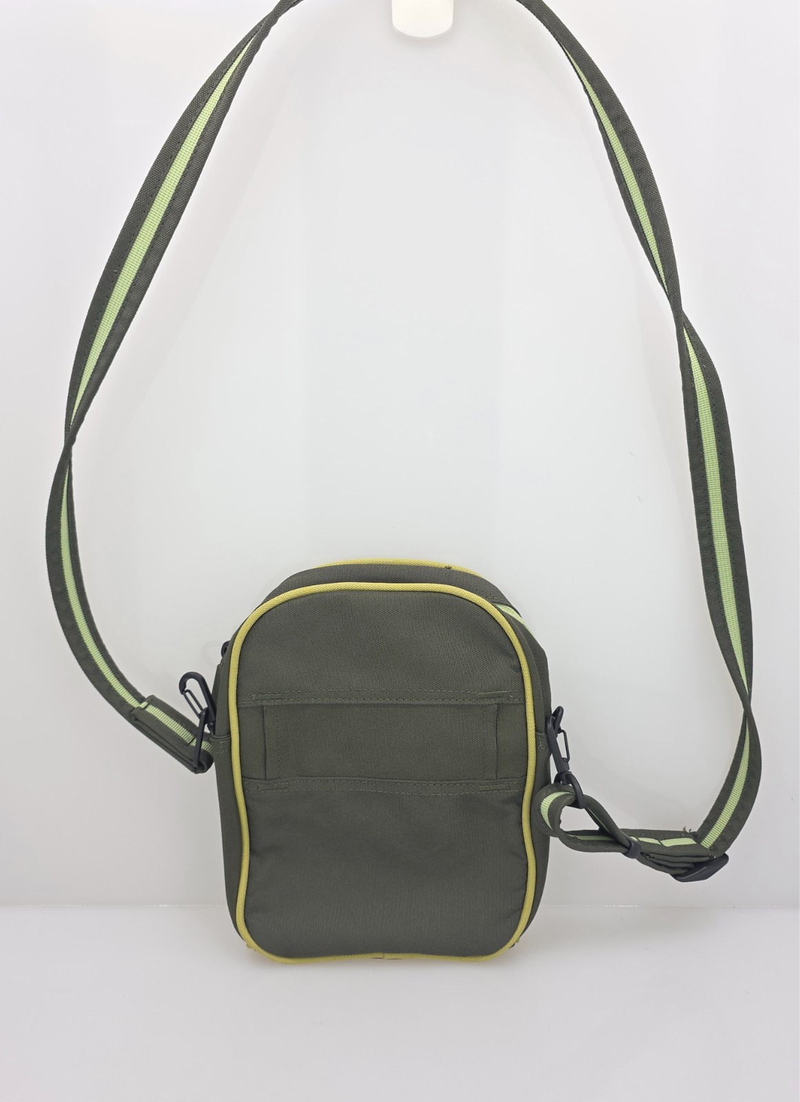 Pacsafe Metrosafe 2310 Shoulder Bag Convertible Hip Pack Exomesh Anti-Theft