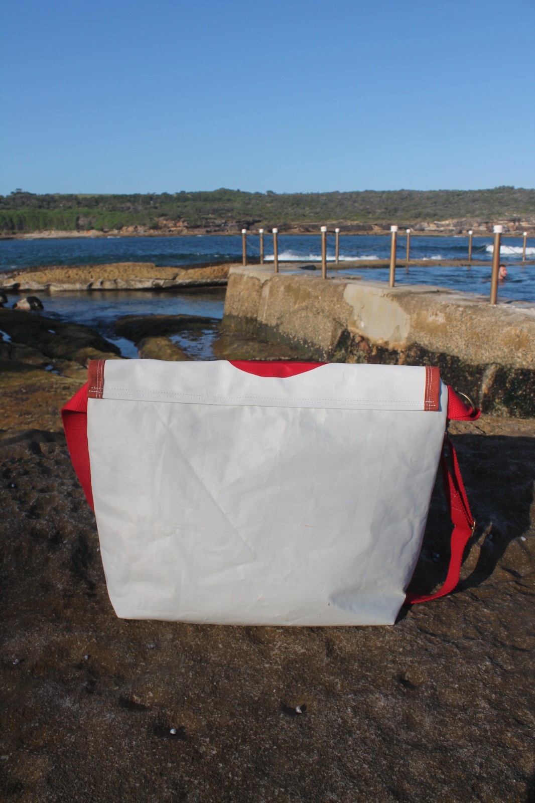 Ready About #6 Messenger Bag Sailcloth Webbing Men’s Shoulder Bag – Red Blue