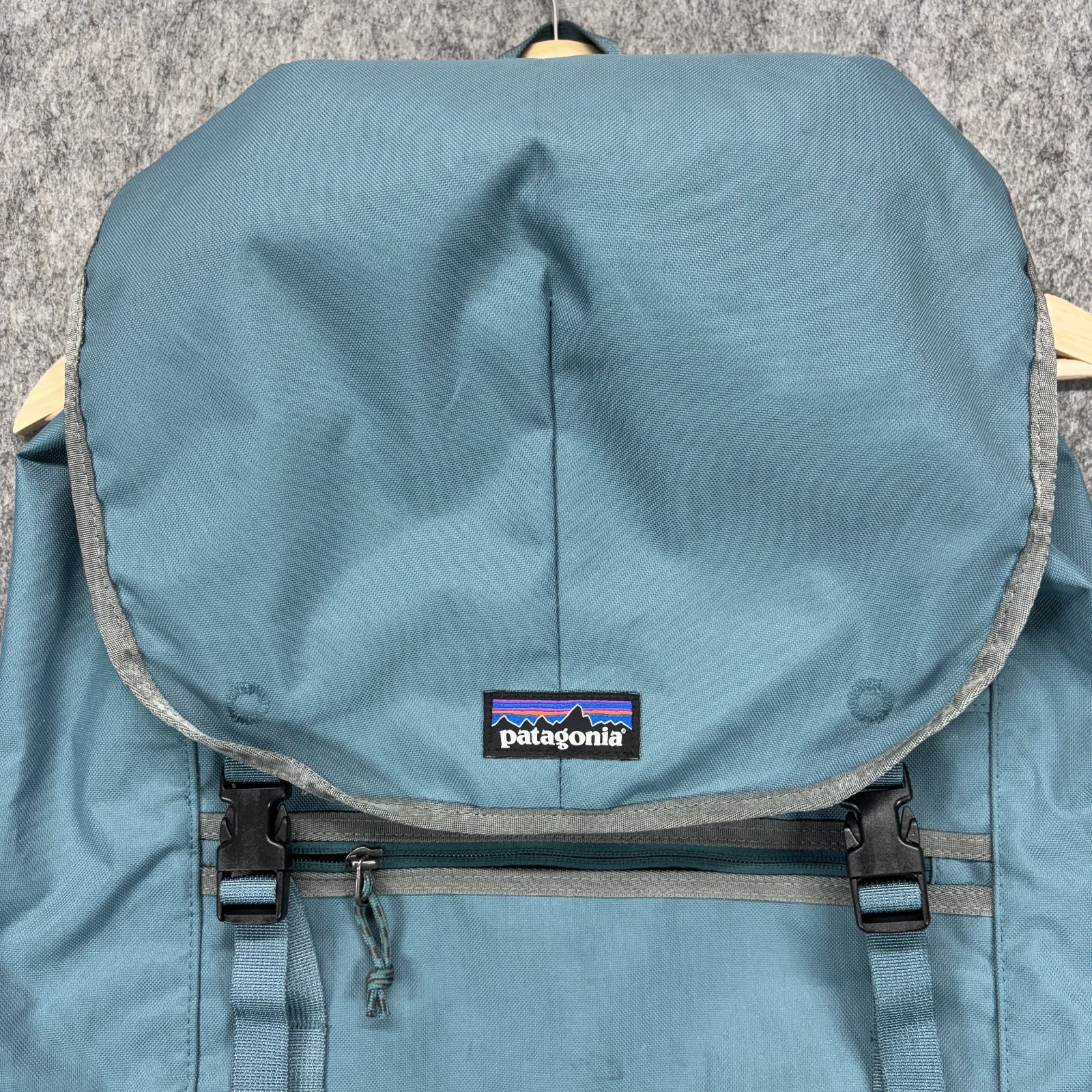 Patagonia Arbor Classic Pack 25L Blue Recycled Rucksack DWR 47958