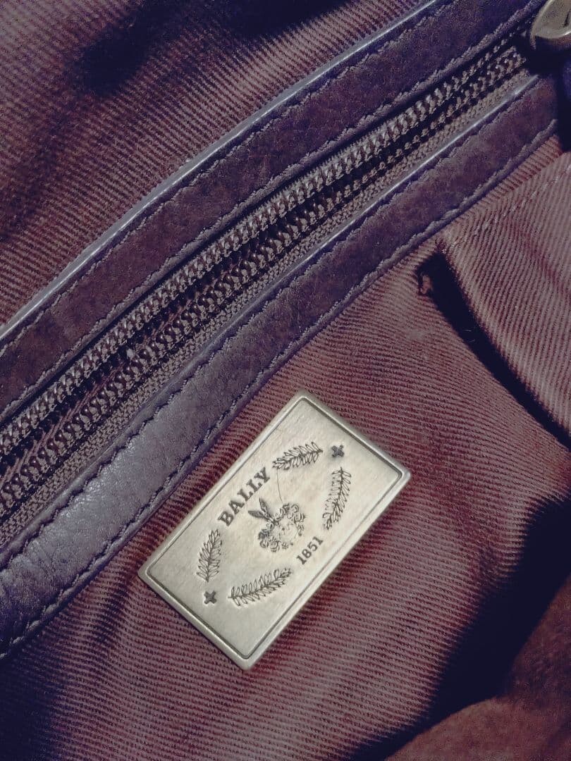 BALLY Brown Leather Shoulder Bag Red White Striped Strap Men