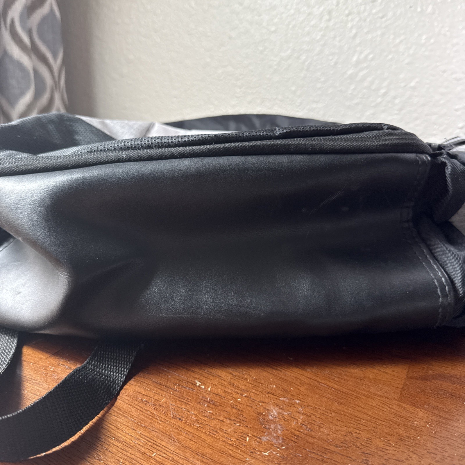 Eastsport Expandable Titan 2.0 Expandable Backpack USB Port Grey Black