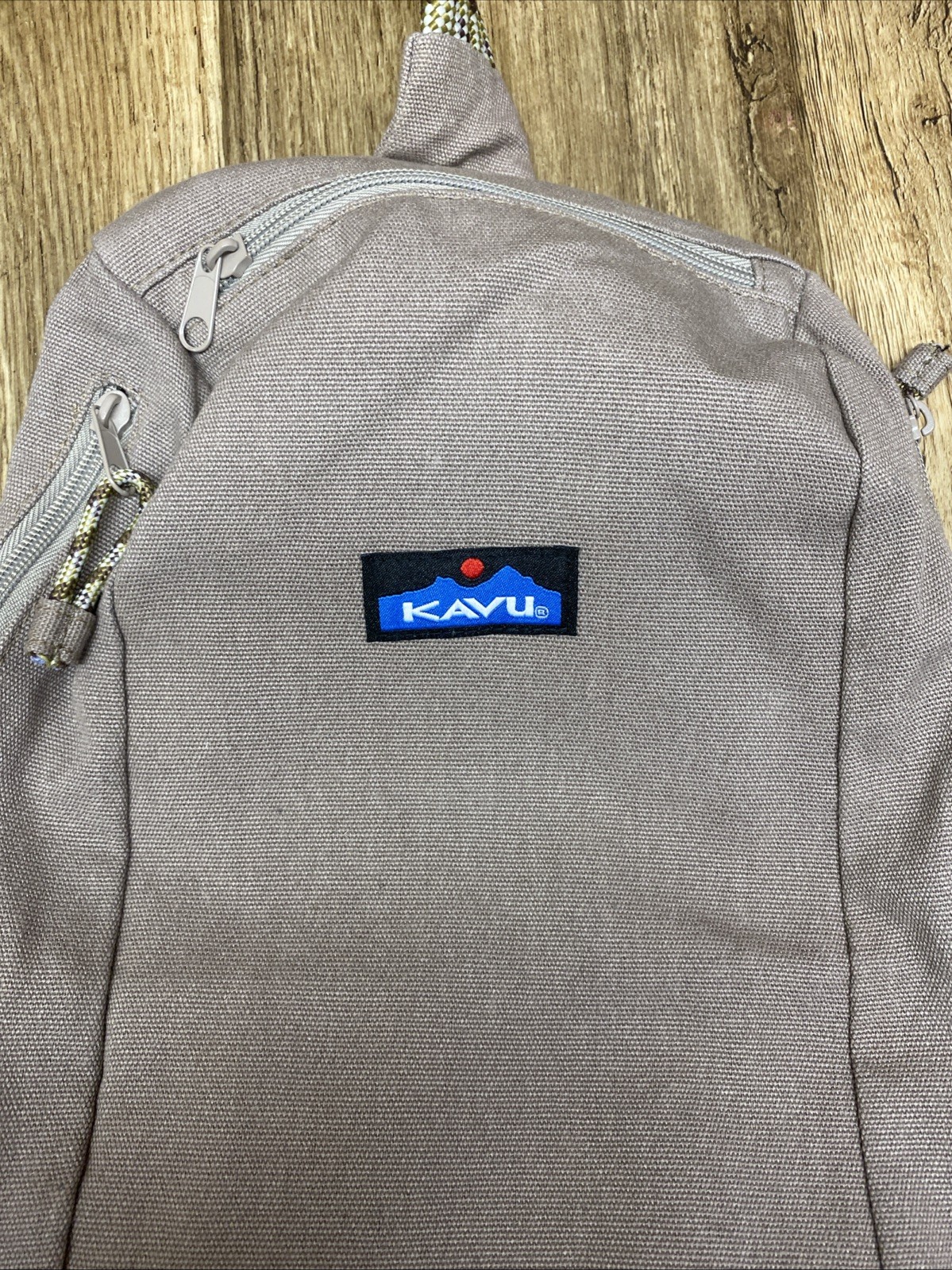 Kavu Rope Sling Cross Body Backpack Bag Tan Canvas Travel Day Hiking Pockets