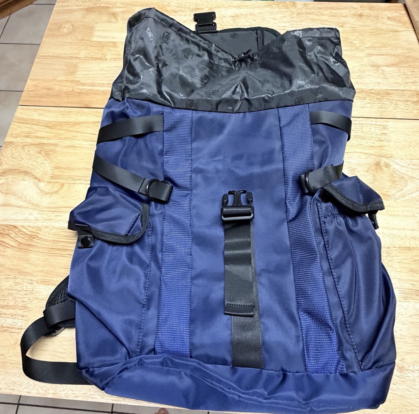 $350 NWT Roberto Cavalli Logo Utility Backpack Navy Blue 18″W x 17″H x 5″D