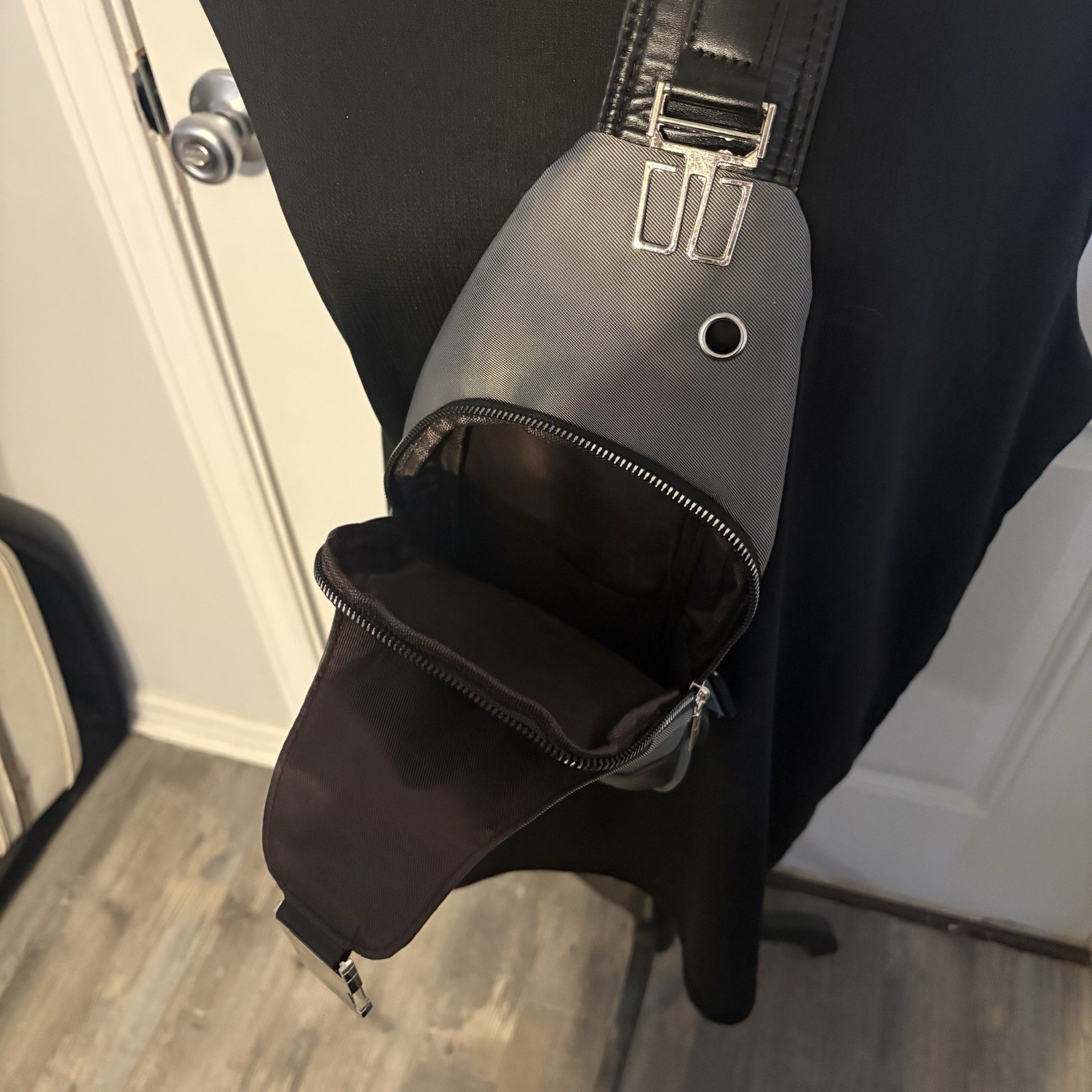 Boteerdaishu Kangaroo Chest Bag Oxford Cloth Crossbody Bag for Men