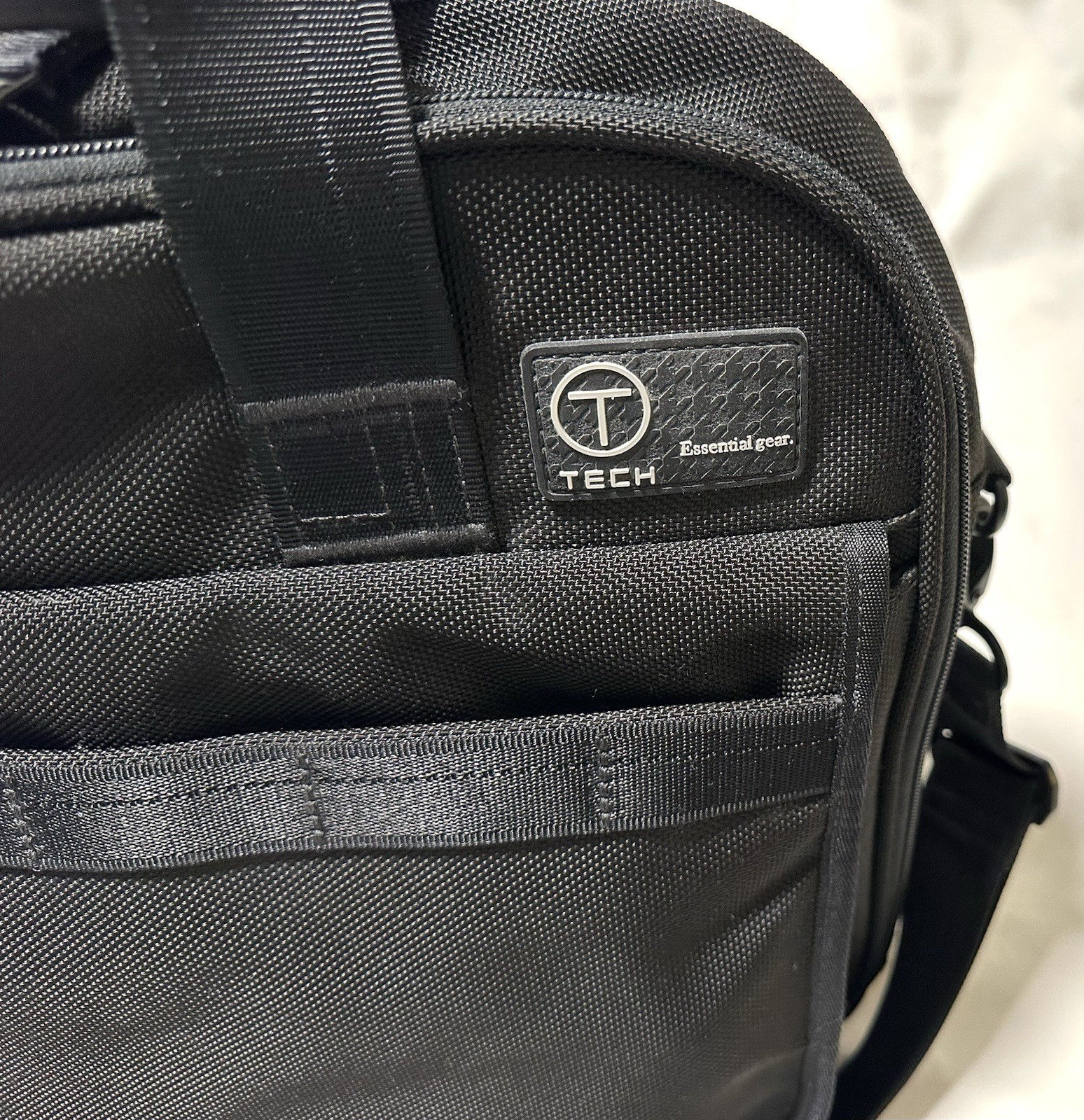 Tumi T-Tech Essential Gear Laptop / Breifcase,Messenger Bag Shoulder Strap