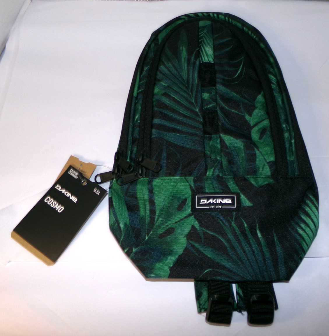 UNISEX DAKINE 6.5L COSMO BACKPACK~GREEN / TROPICAL~NWT