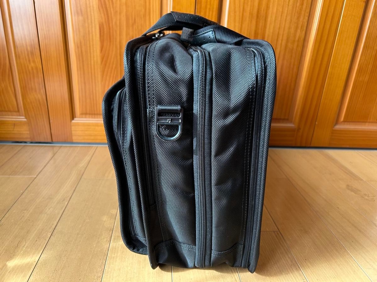 Victorinox Expandable Business Briefcase Black 31322601 NWT Repaired