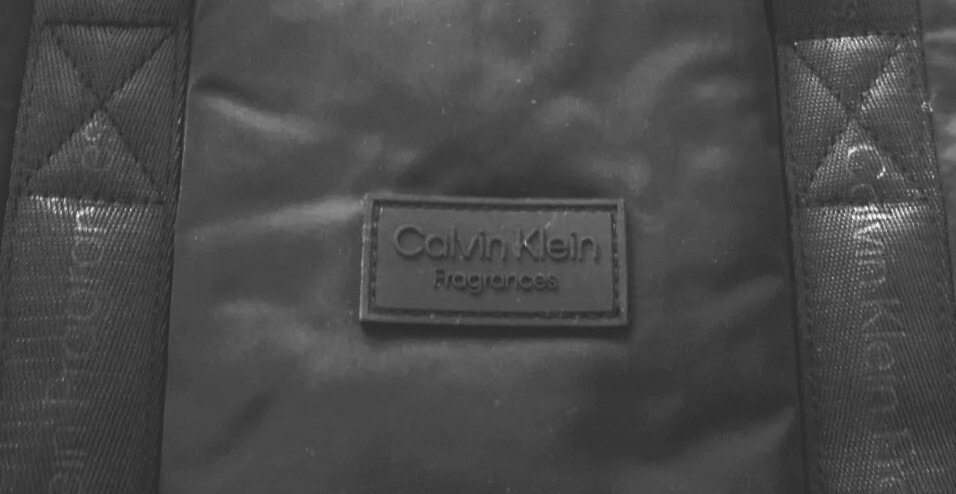 Calvin Klein Logo Unisex Soft Weekender Barrel Duffle Travel Bag Black NWT