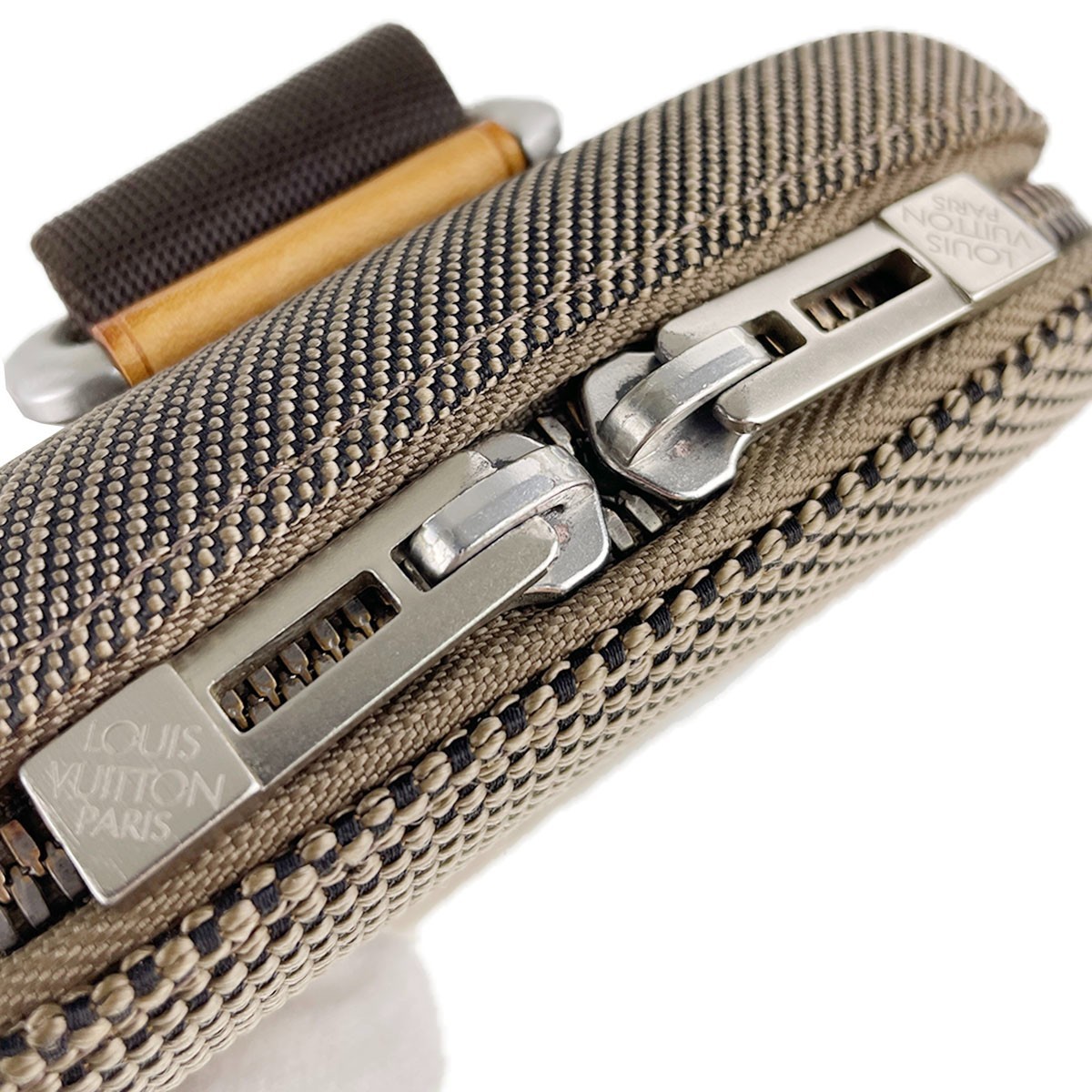 Louis Vuitton Damier Geant Marge Canvas Leather Terre Grey Cross body bag 3322
