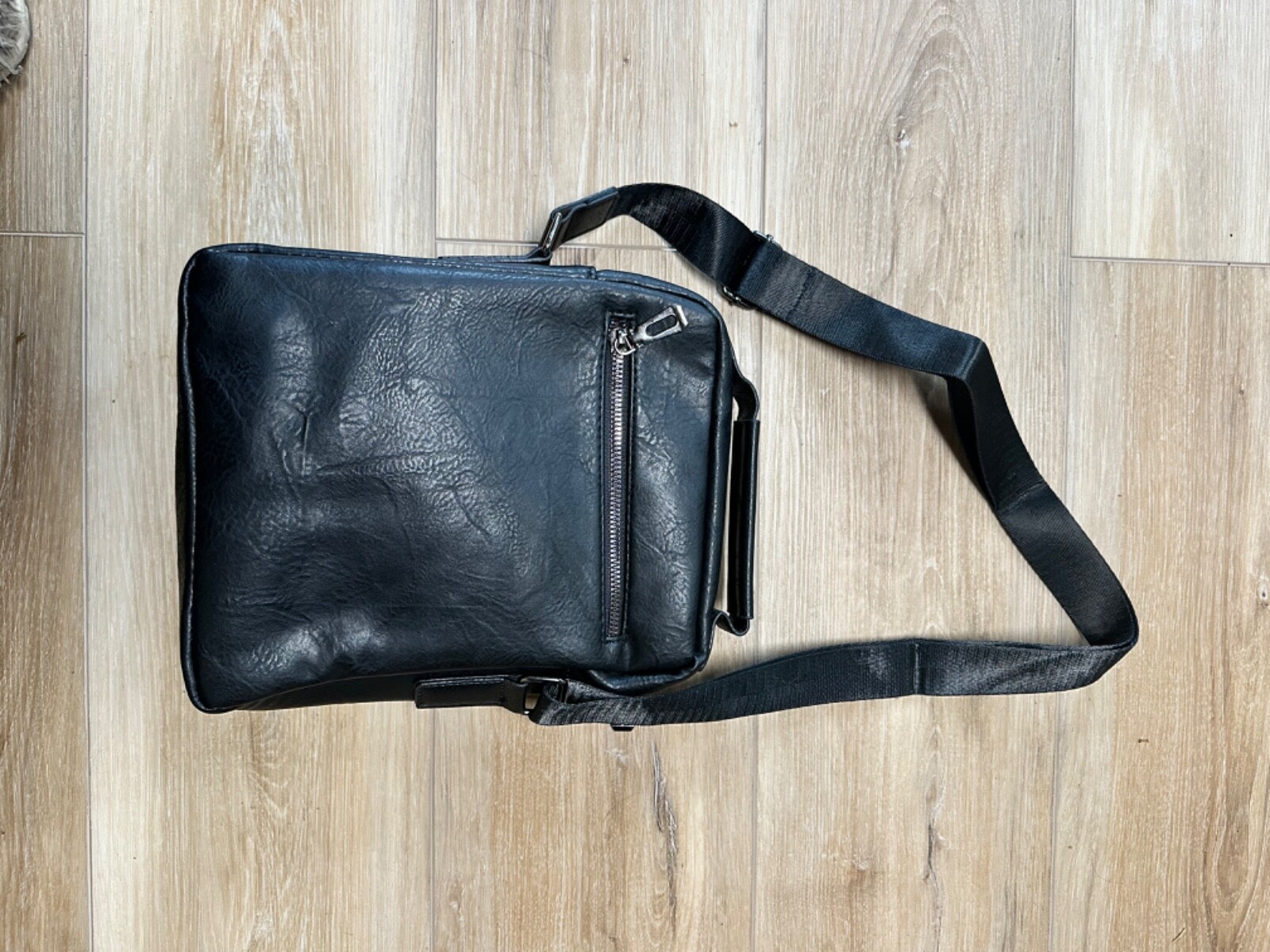 Weixier Messenger leather Business travel crossbody Shoulder bag