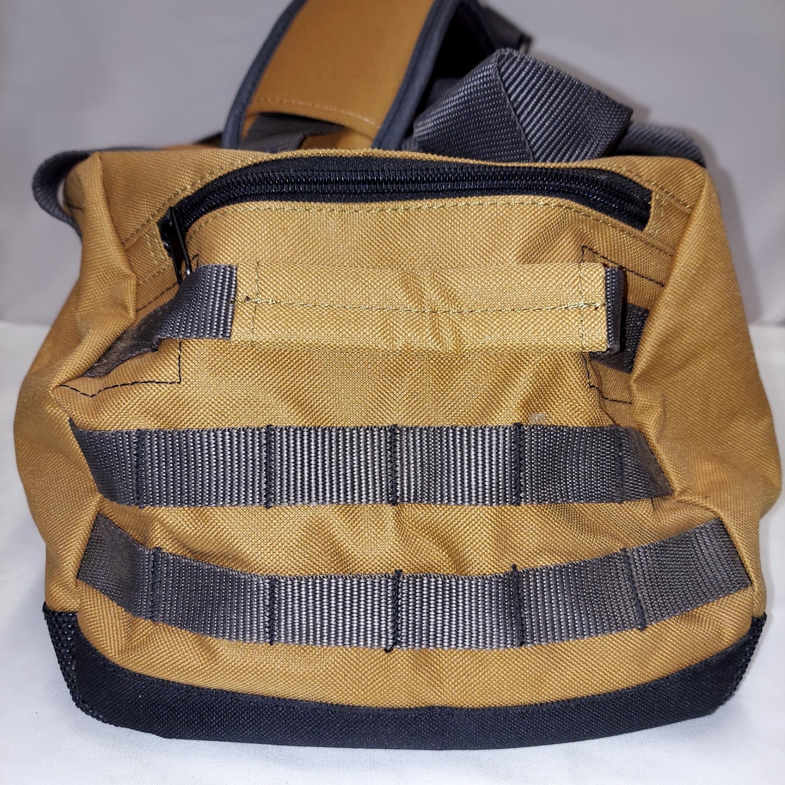 Dickies Brown Canvas Duffle Bag 20″ Great For Tools And Gym