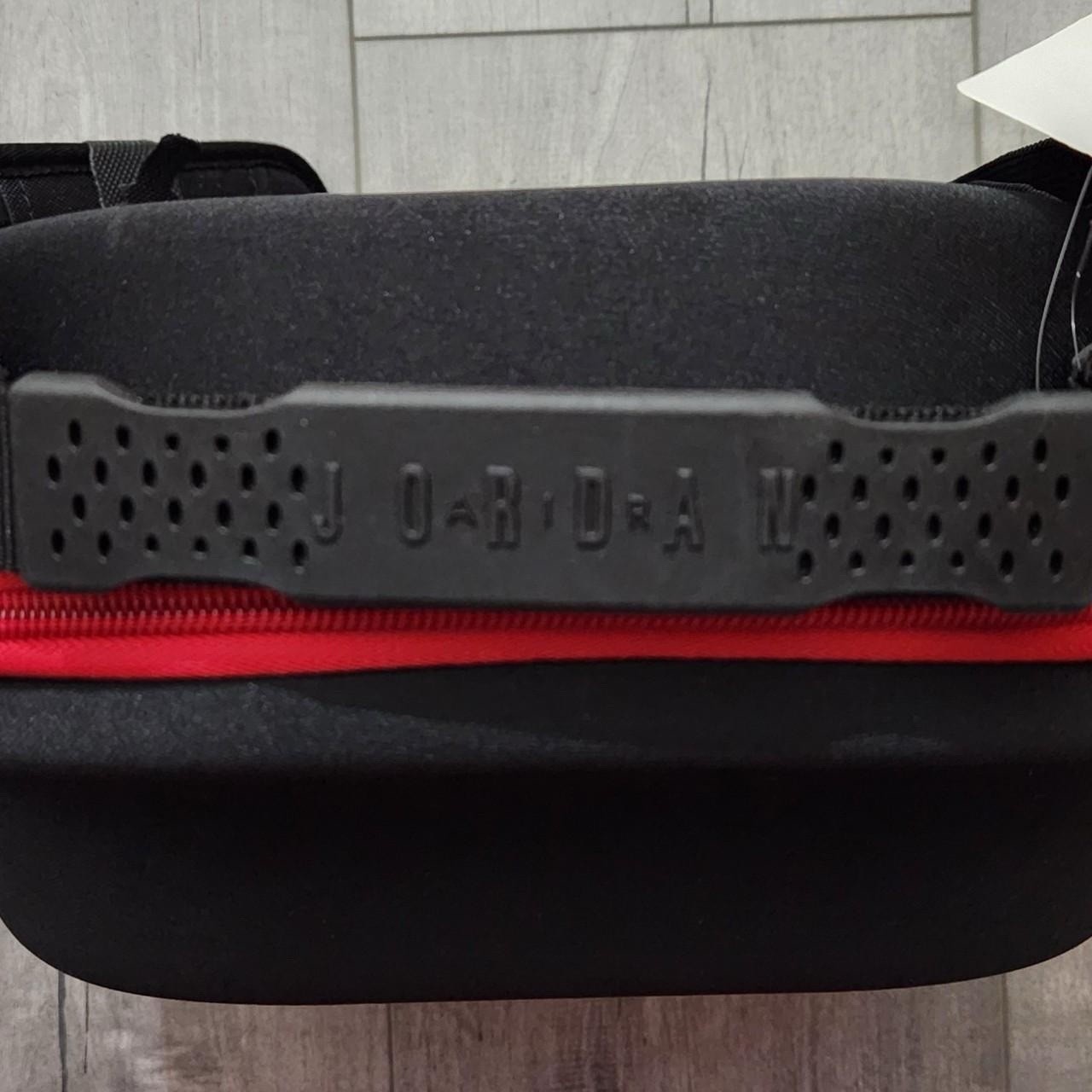 NIKE Air Jordan Hat Case Jumpman Protective BAG BRED MA0763 One Size