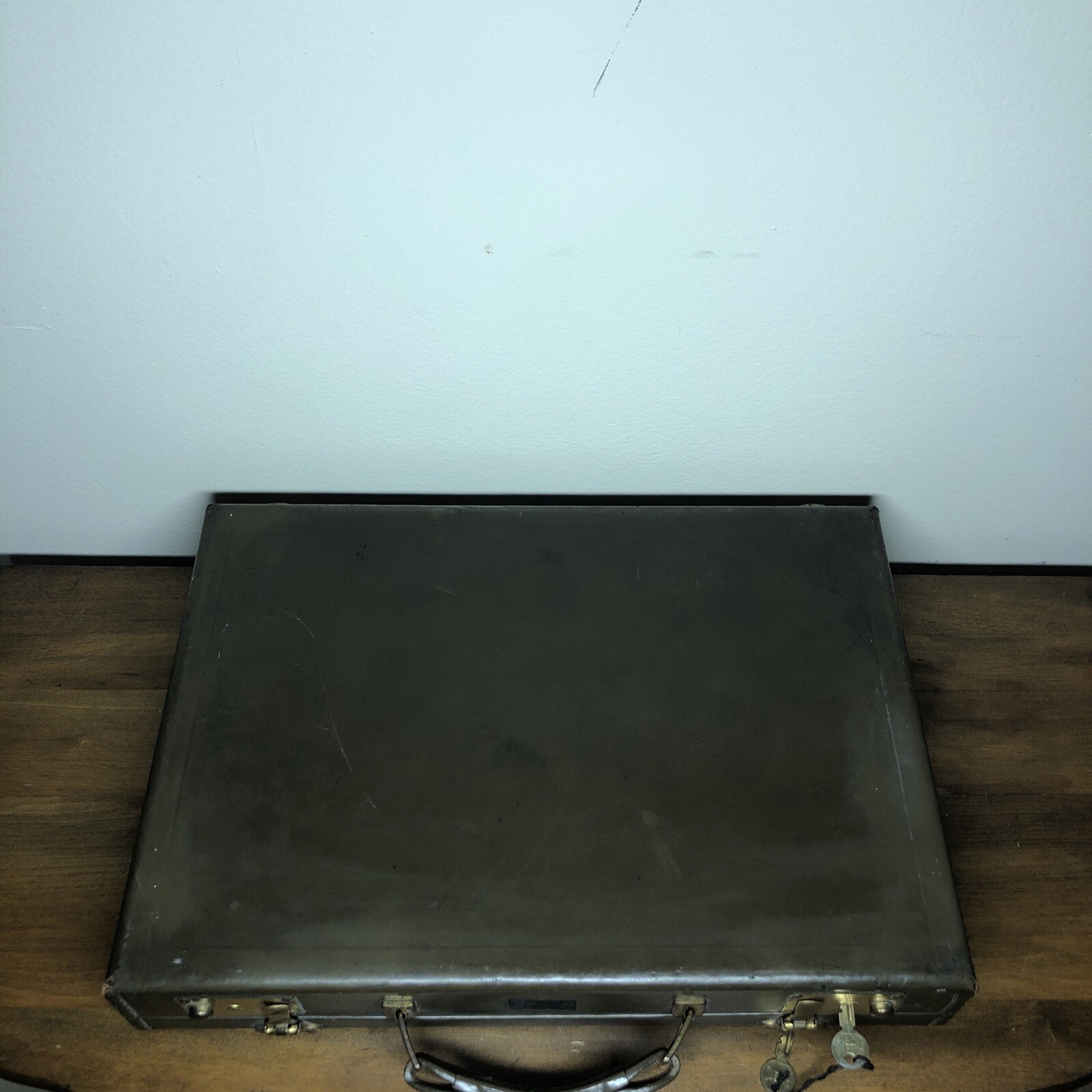Vintage Top Grain Saddle Cowhide Slim 3”Briefcase “RARE”Dark Olive Green 2 Keys