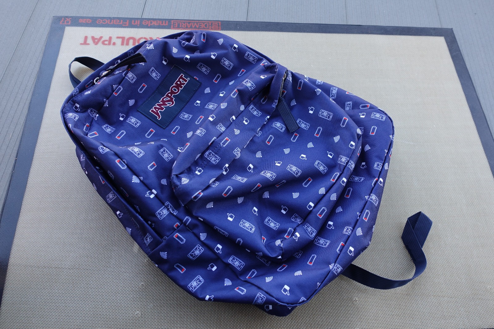 JanSport Superbreak Backpack JS00T501