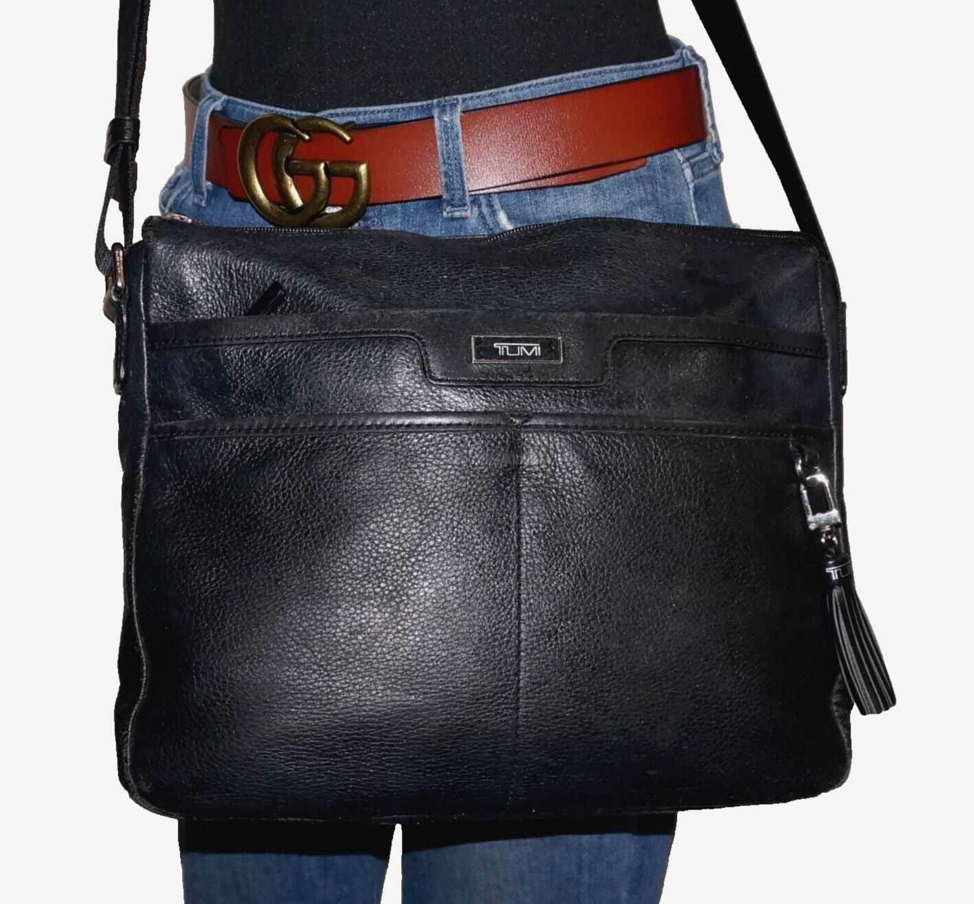 TUMI Black Leather Crossbody Shoulder Bag 10×12 *WEAR / RUBS / MARKS
