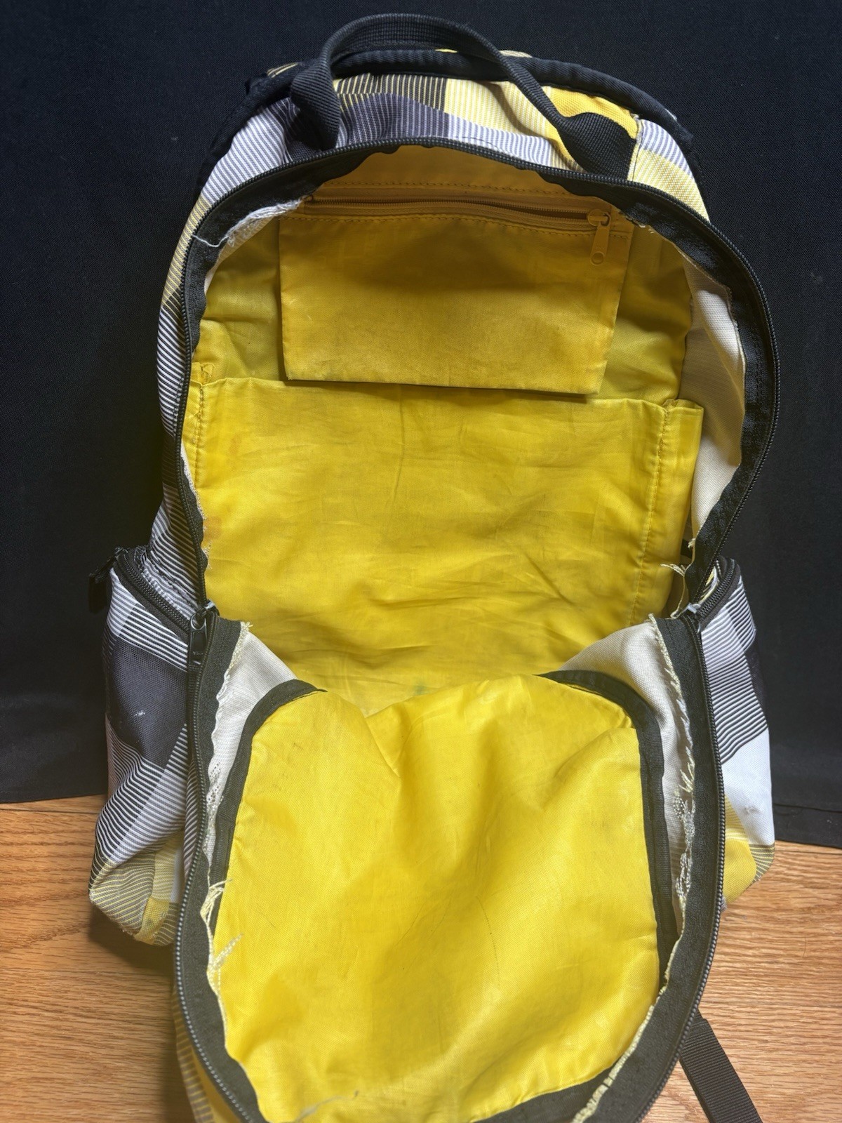 Burton Backpack Plaid Black Multicolor 18x15x7 Snowboard Skateboard School