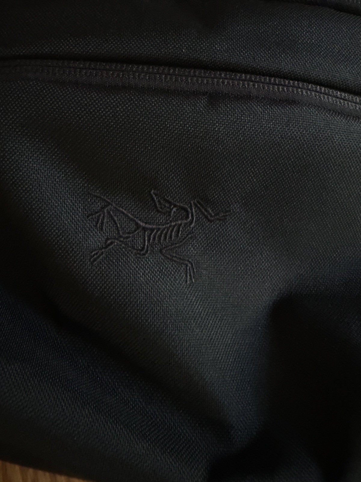 Arc’teryx Mantis 2 Waist Pack 2.5L Black II Fanny Crossbody Travel Sling Bag NWT