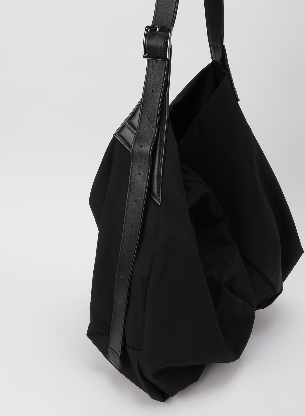 Discord Yohji Yamamoto Angular bag New