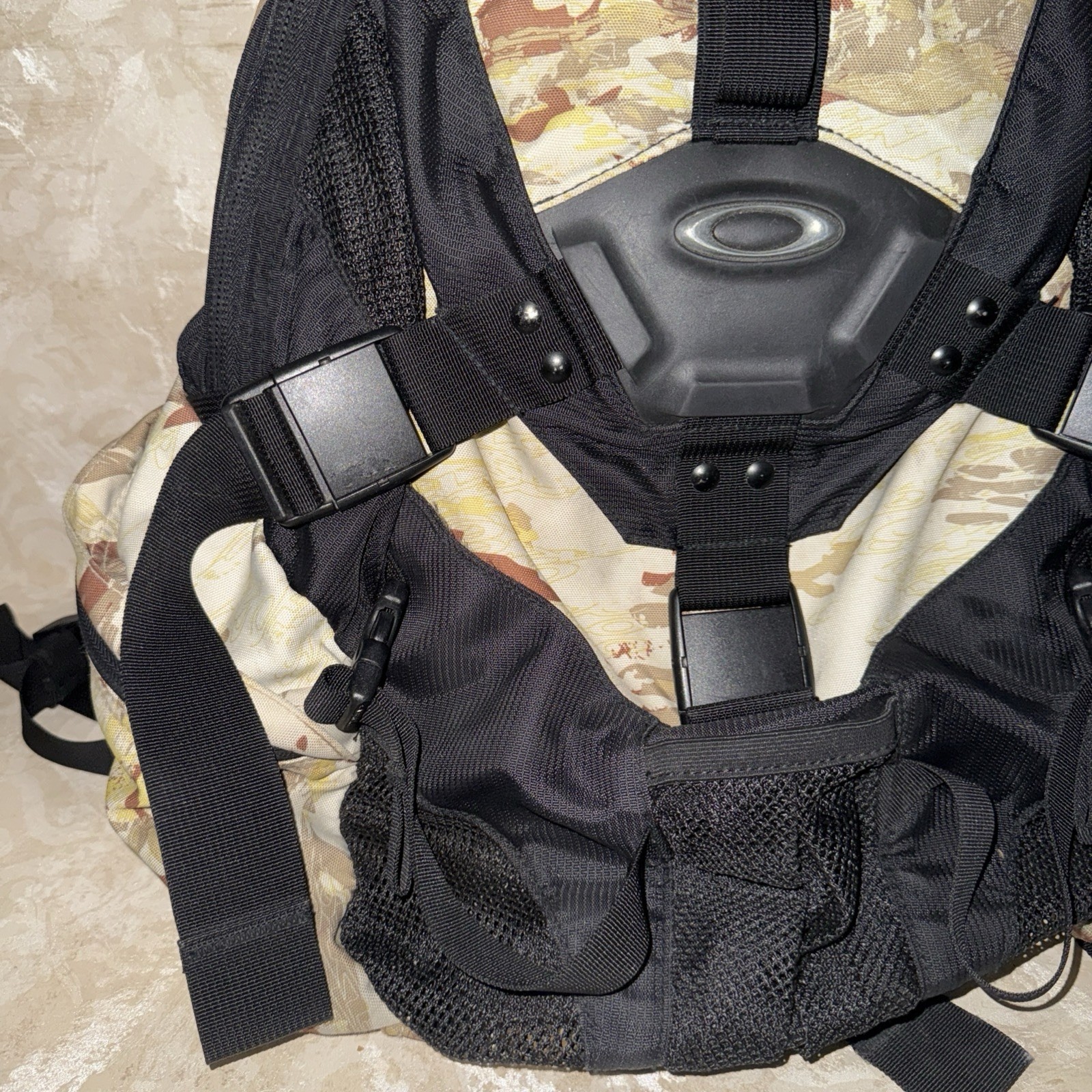Oakley Icon Backpack Tactical Black Camo Military Rare Color SEE PICTURES