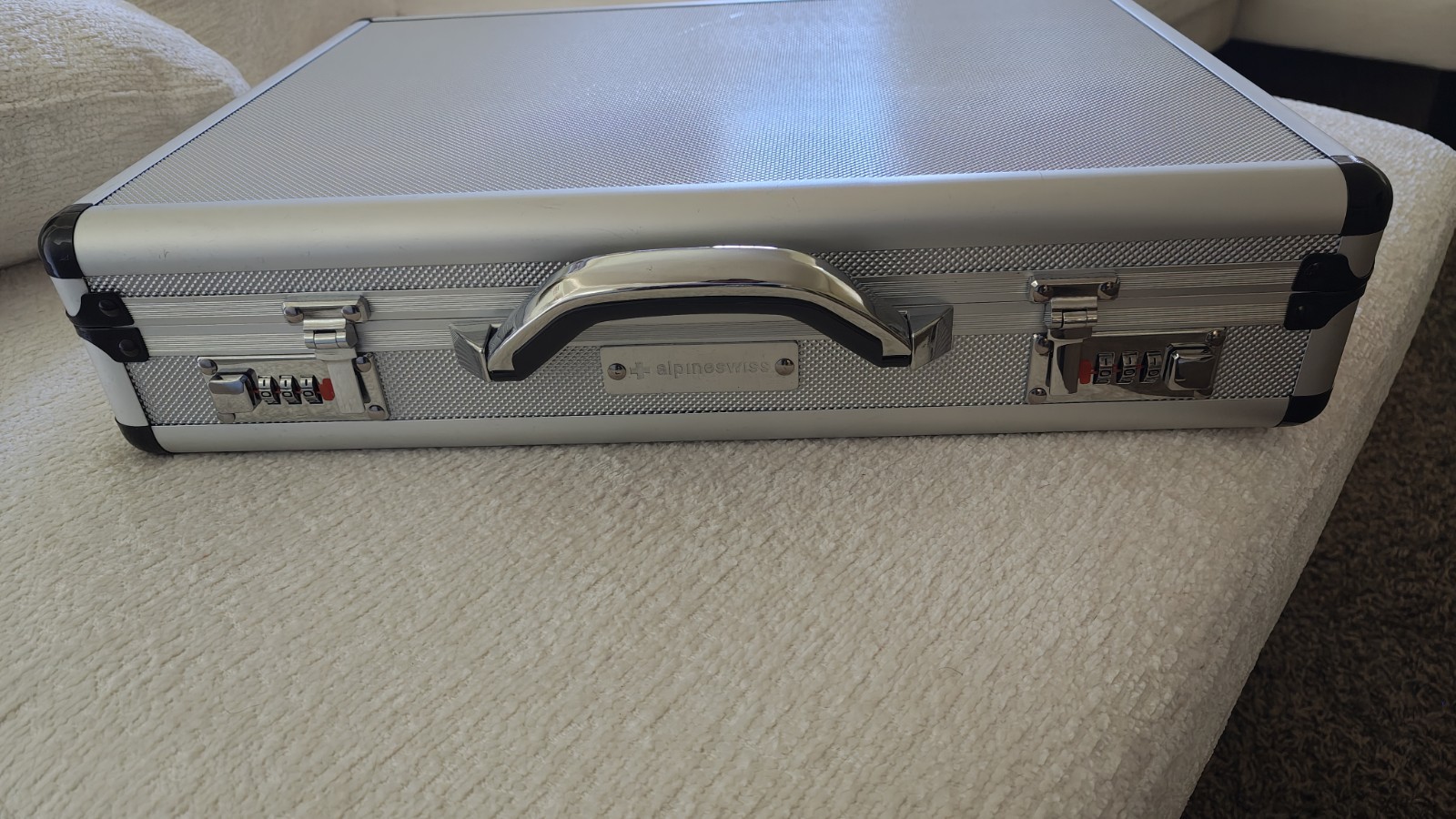 Alpine Swiss Executive Aluminum Briefcase Padded Laptop Briefcase For Men Hard