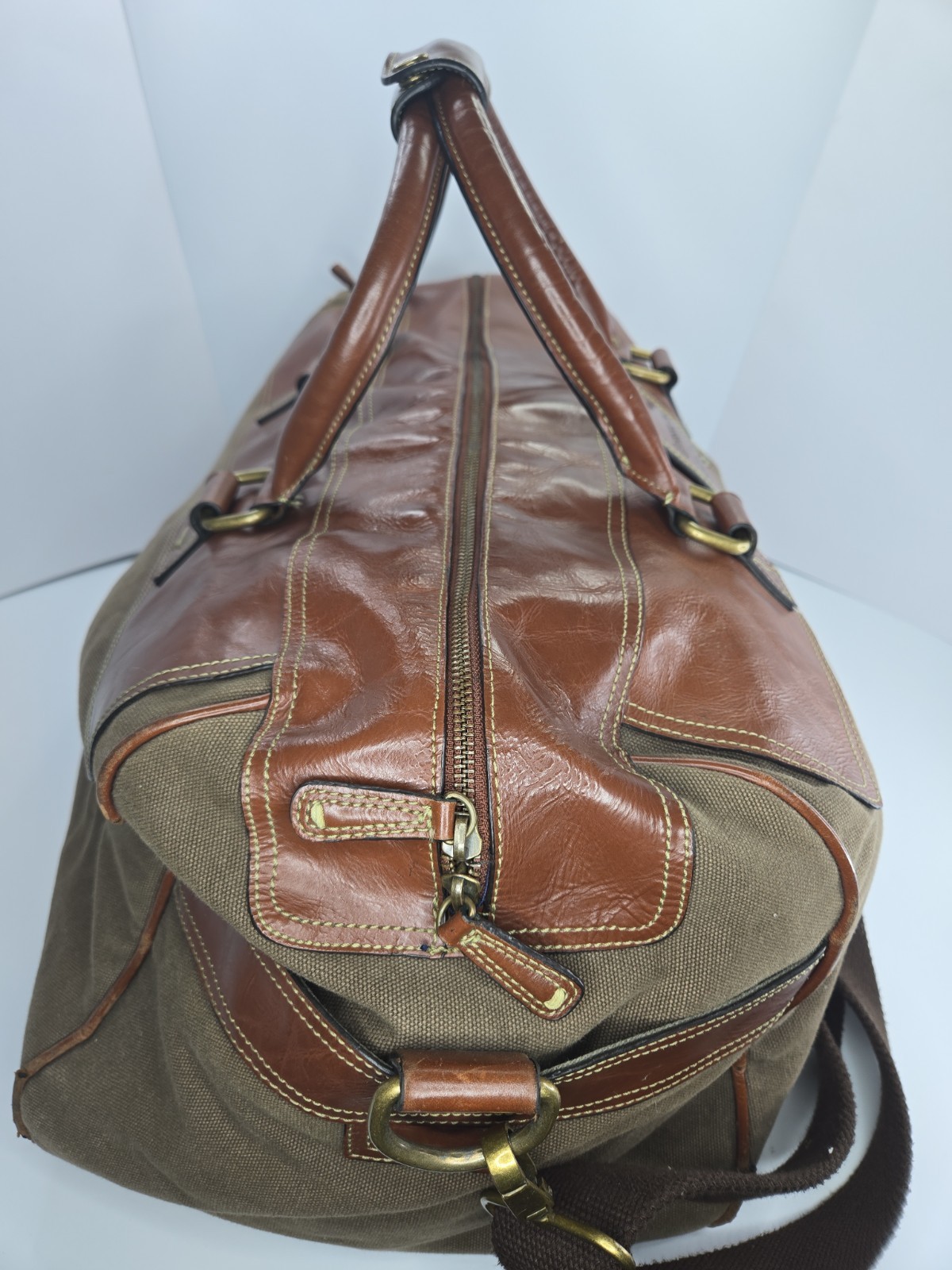 Fossil 54 MBG1121200 Brown Leather Canvas Duffel Weekender Bag READ