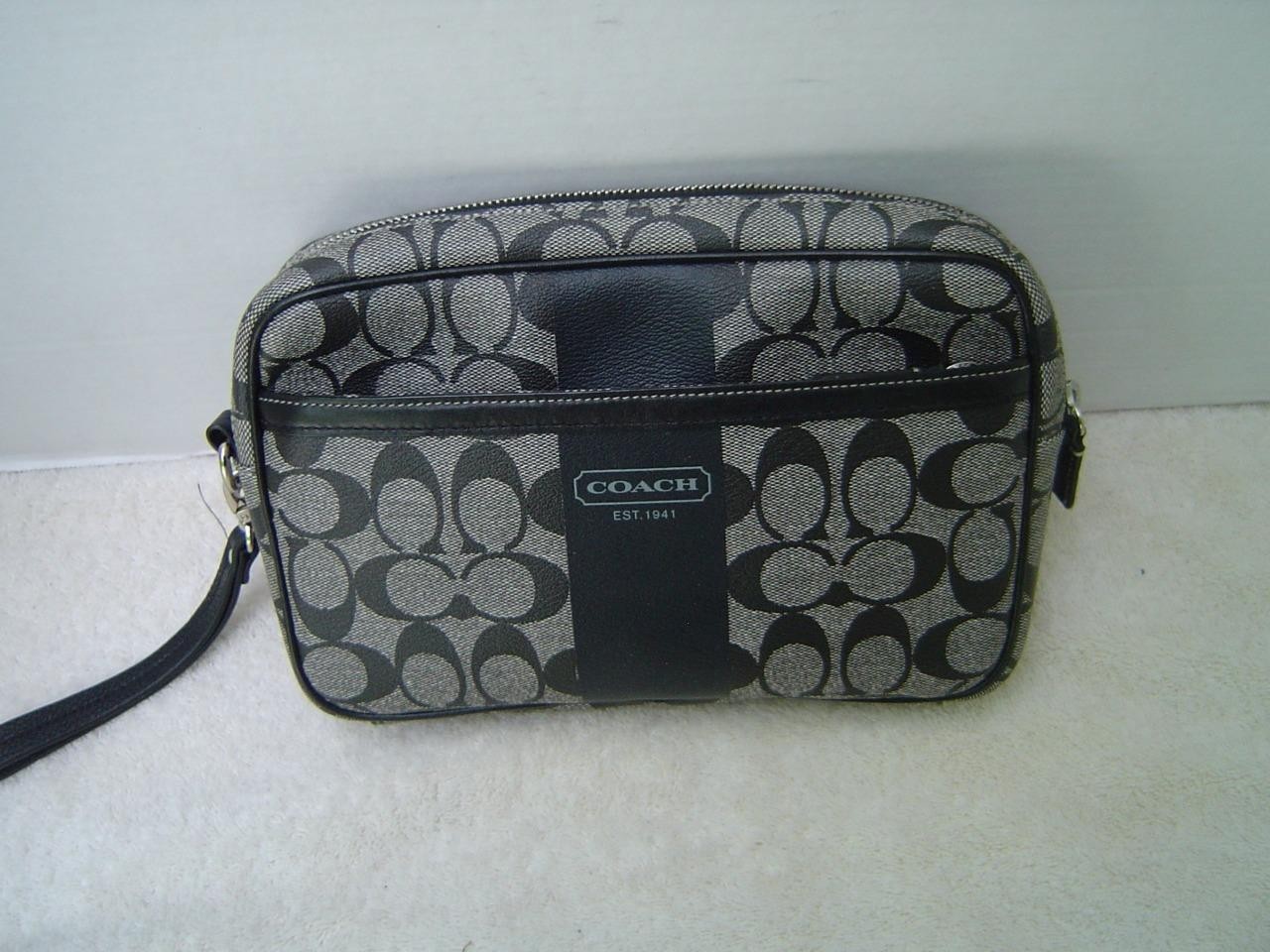 AUTHENTIC COACH MENS BLACK AND WHITE SIGNATURE STRIPE LARGE POUCH #77277 VGC