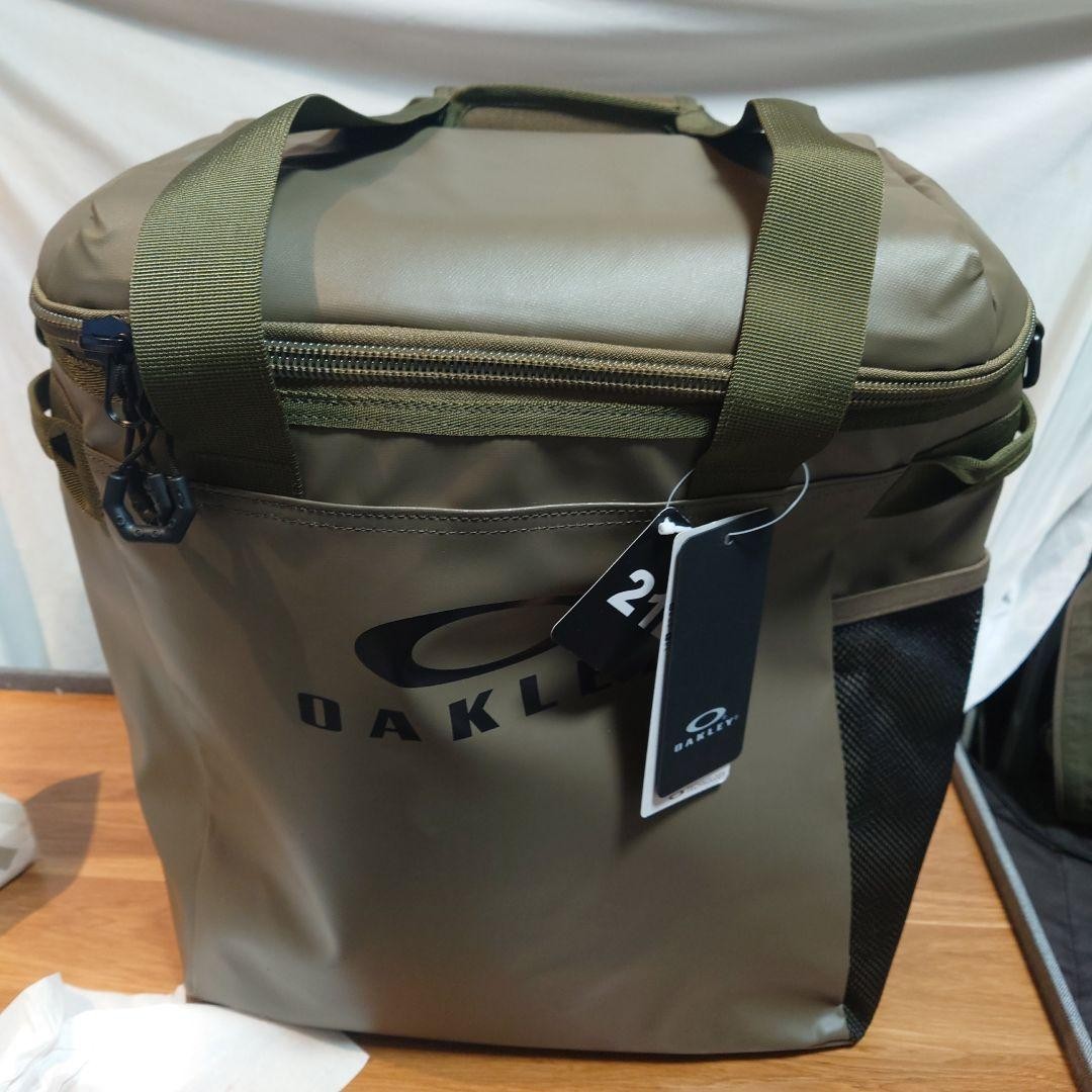 OAKLEY essential color bag large 21L