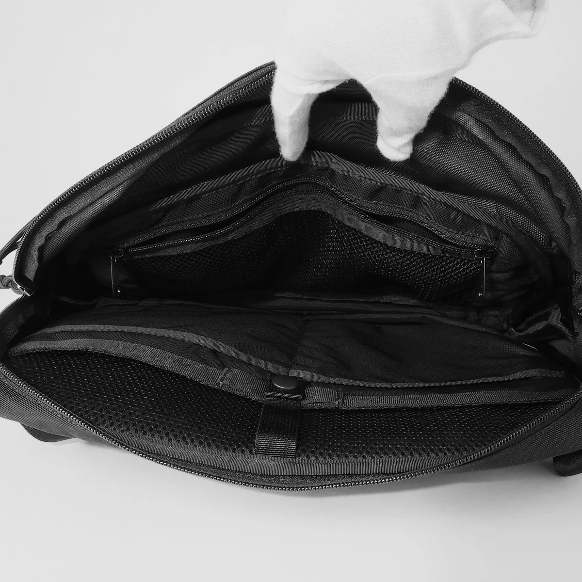 BRIEFING Shoulder Bag, Another Generation BRA241L41 010, Unisex, Black.