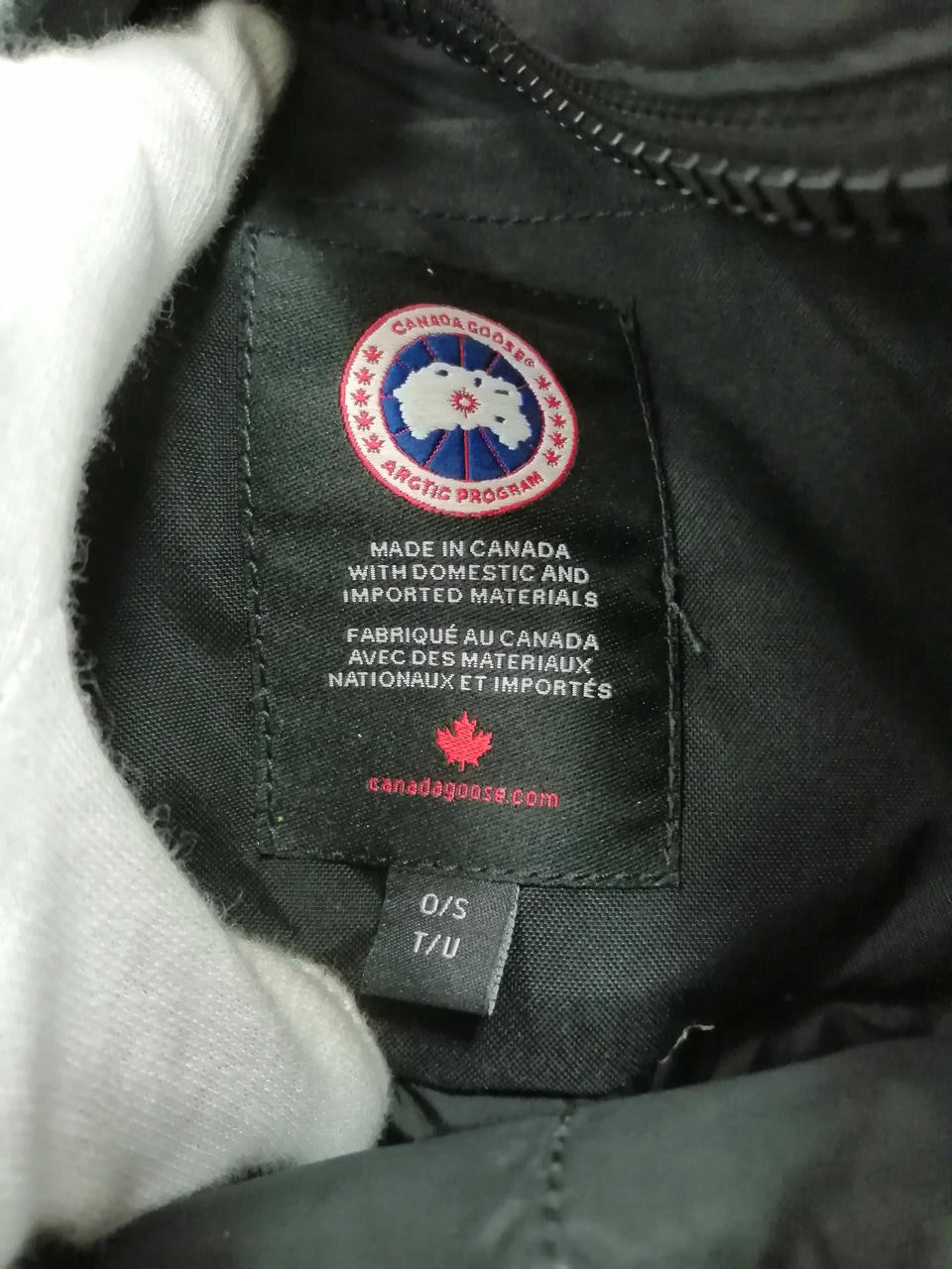 Waist Pack Model BLK CANADA GOOSE