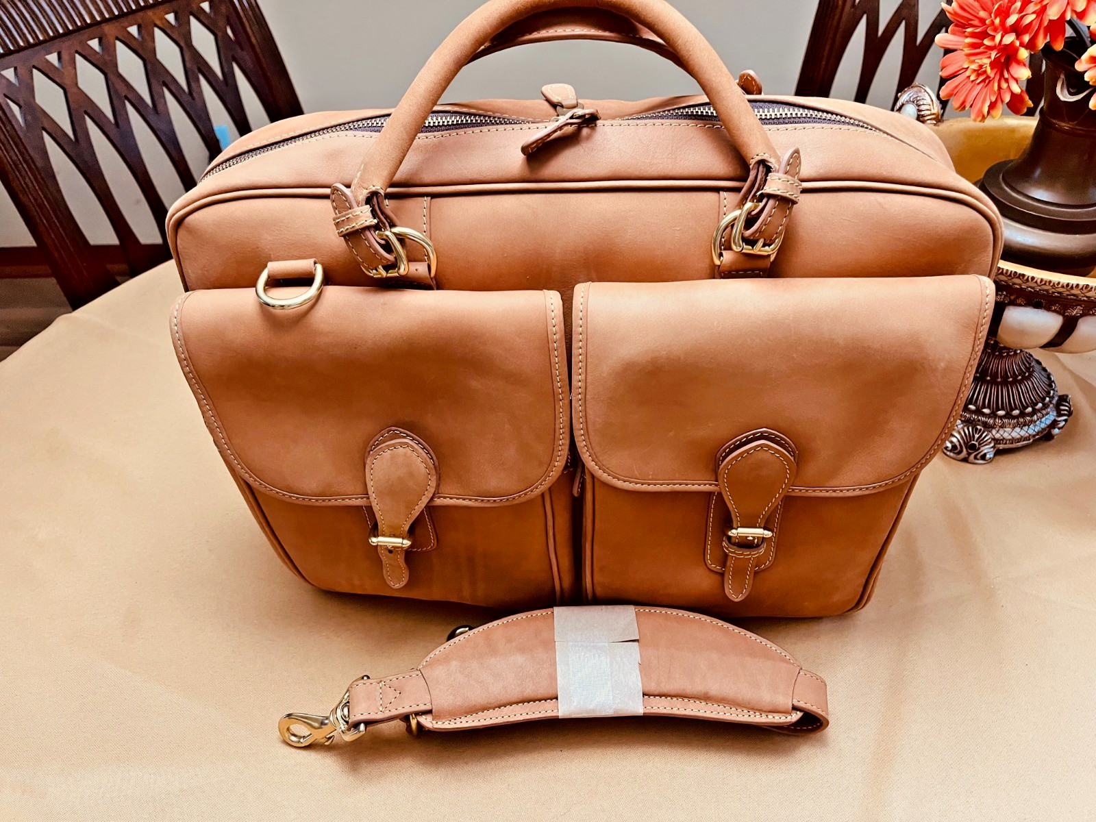 MULHOLLAND Rustic Tan Heavy Saddle Leather Briefcase / Messenger Bag – USA