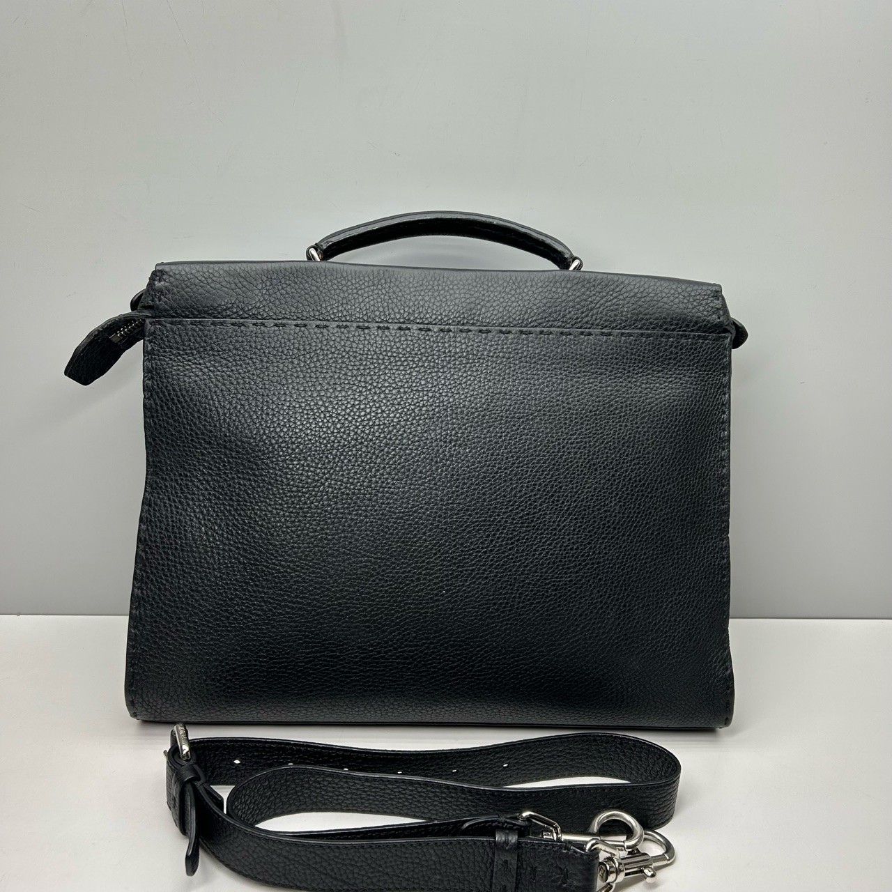 Fendi Pre-Owned Authentic Peekaboo Briefcase Black 36x27x5cm