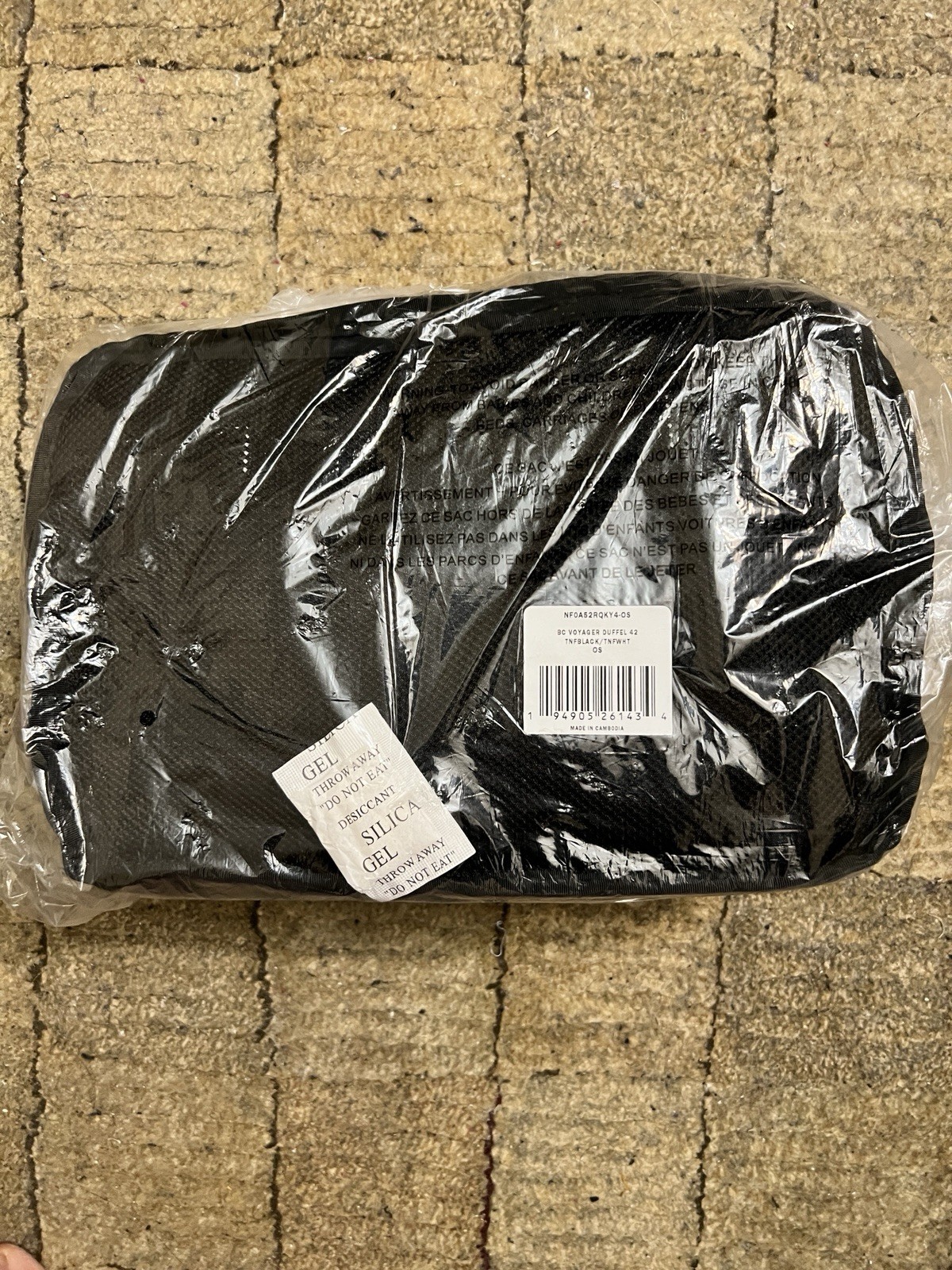 THE NORTH FACE Base Camp Voyager Duffel—42L – PFAS Free, TNF Black/TNF White-NPF