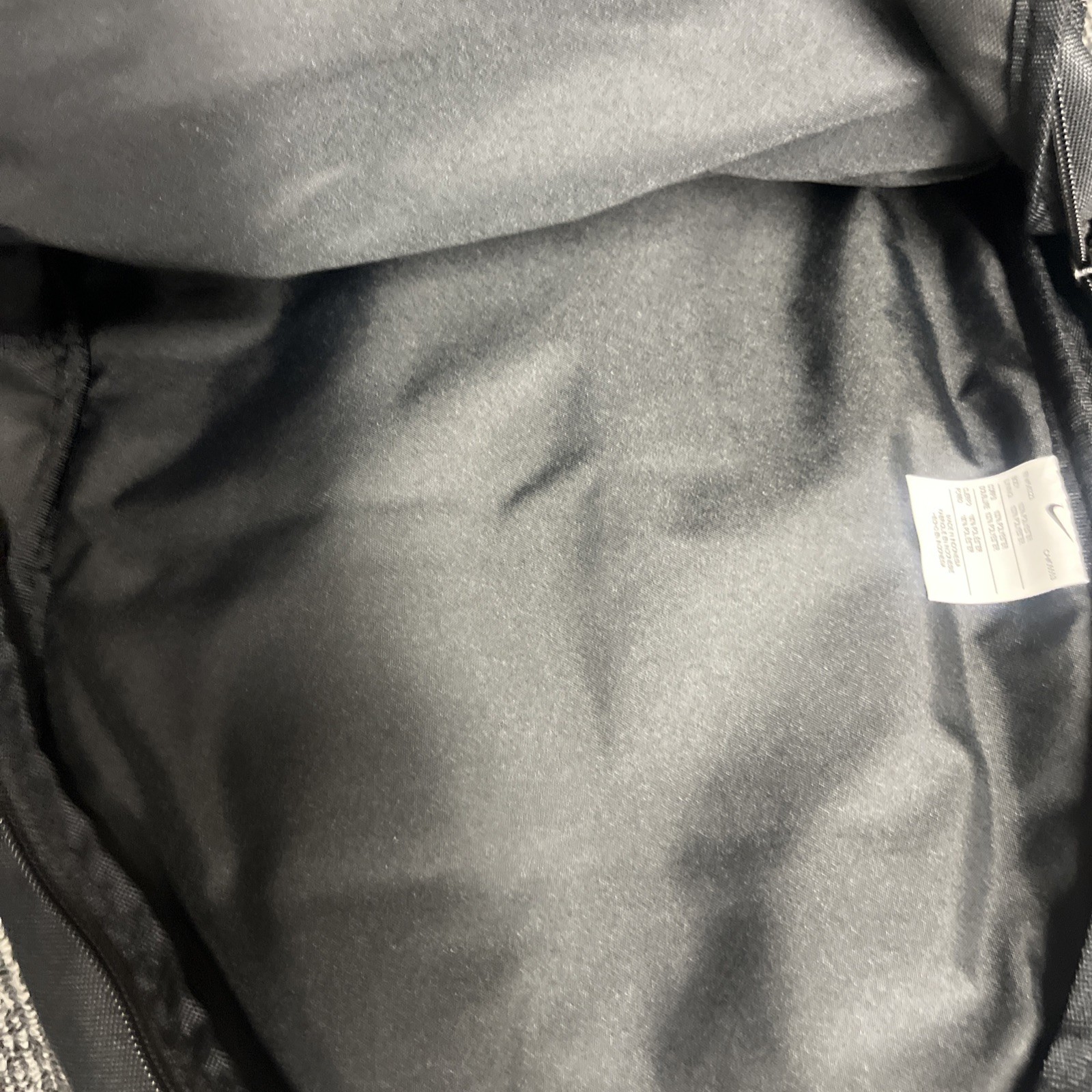 Nike Elemental Back pack black /white sportswear. Casual school New