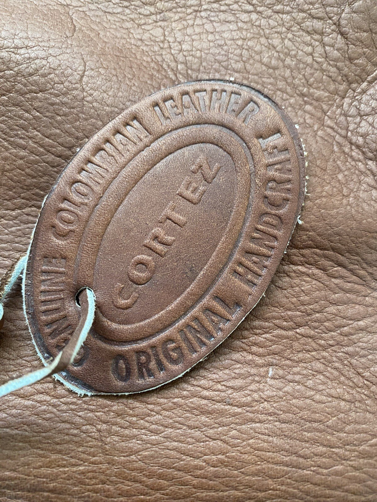 Cortez Genuine Leather Briefcase Made in Colombia w Cross body Strap